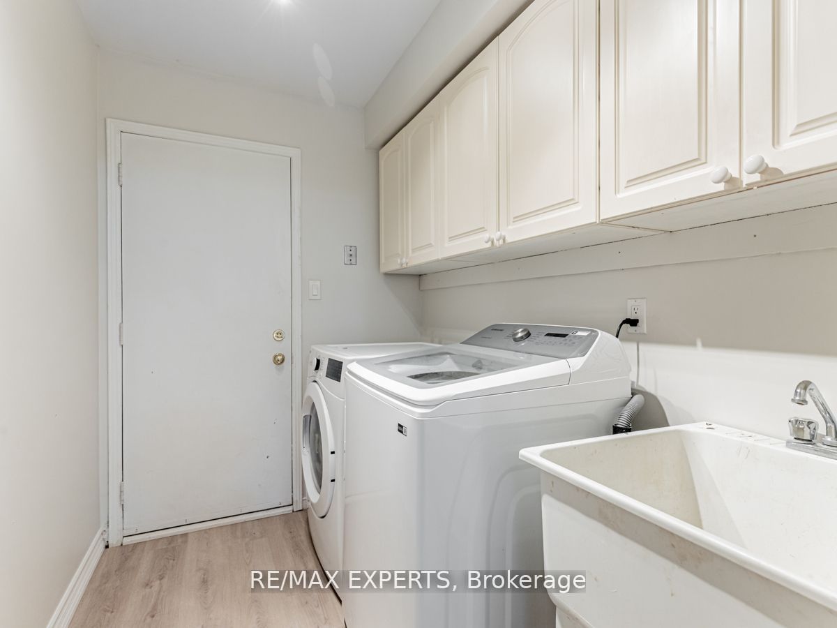 135 Livingstone St W, #Upper