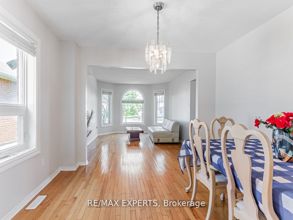 135 Livingstone St W, #Upper