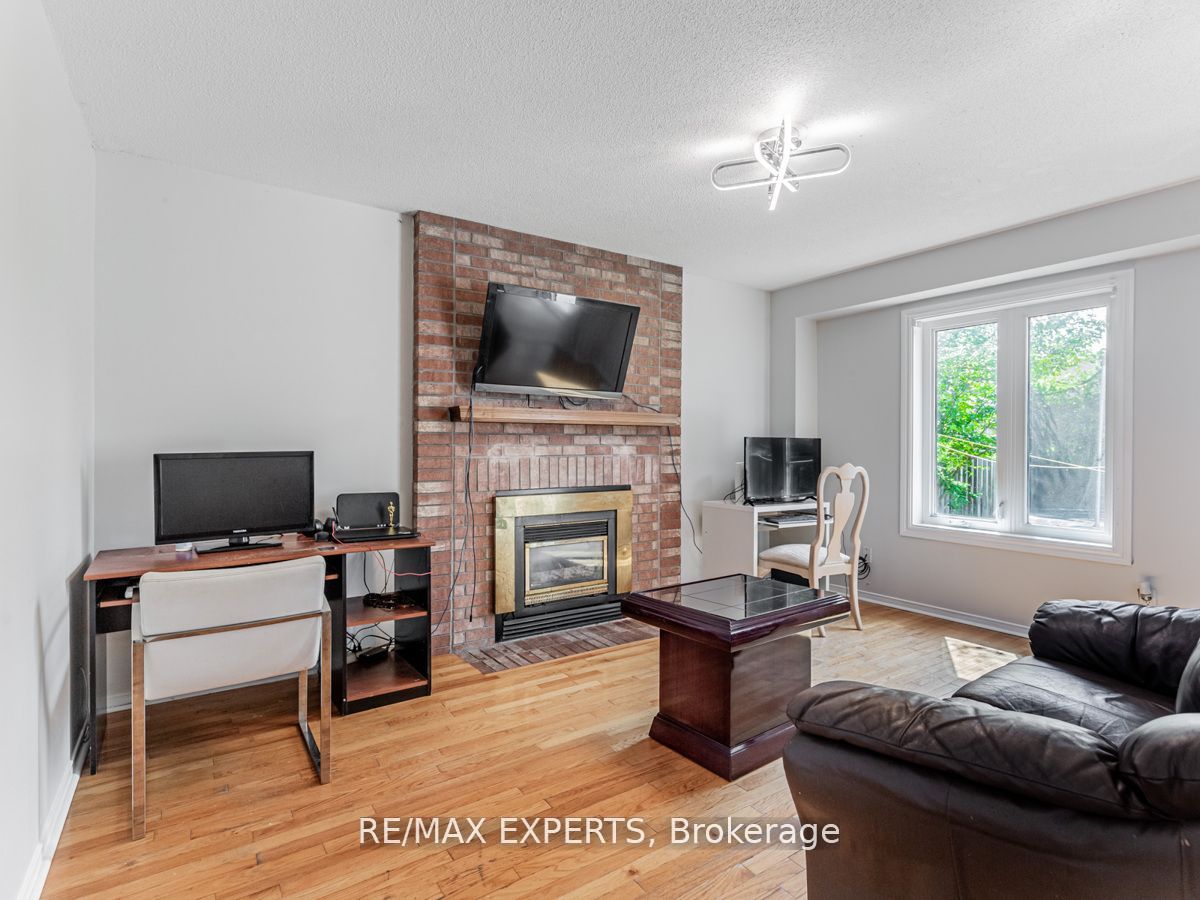135 Livingstone St W, #Upper