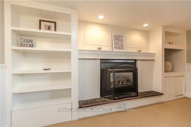 55 Steel St