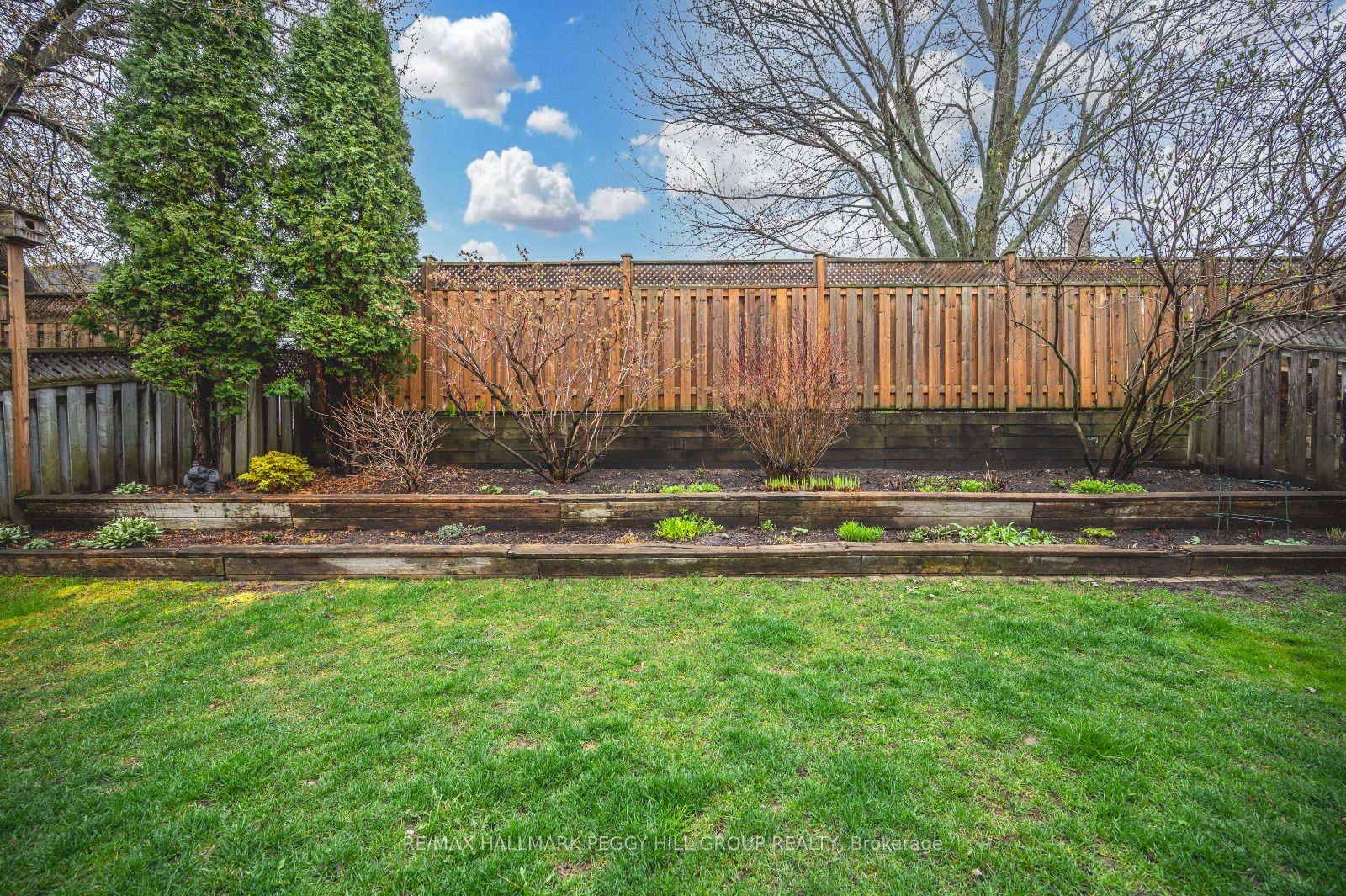 22 Macmillan Cres