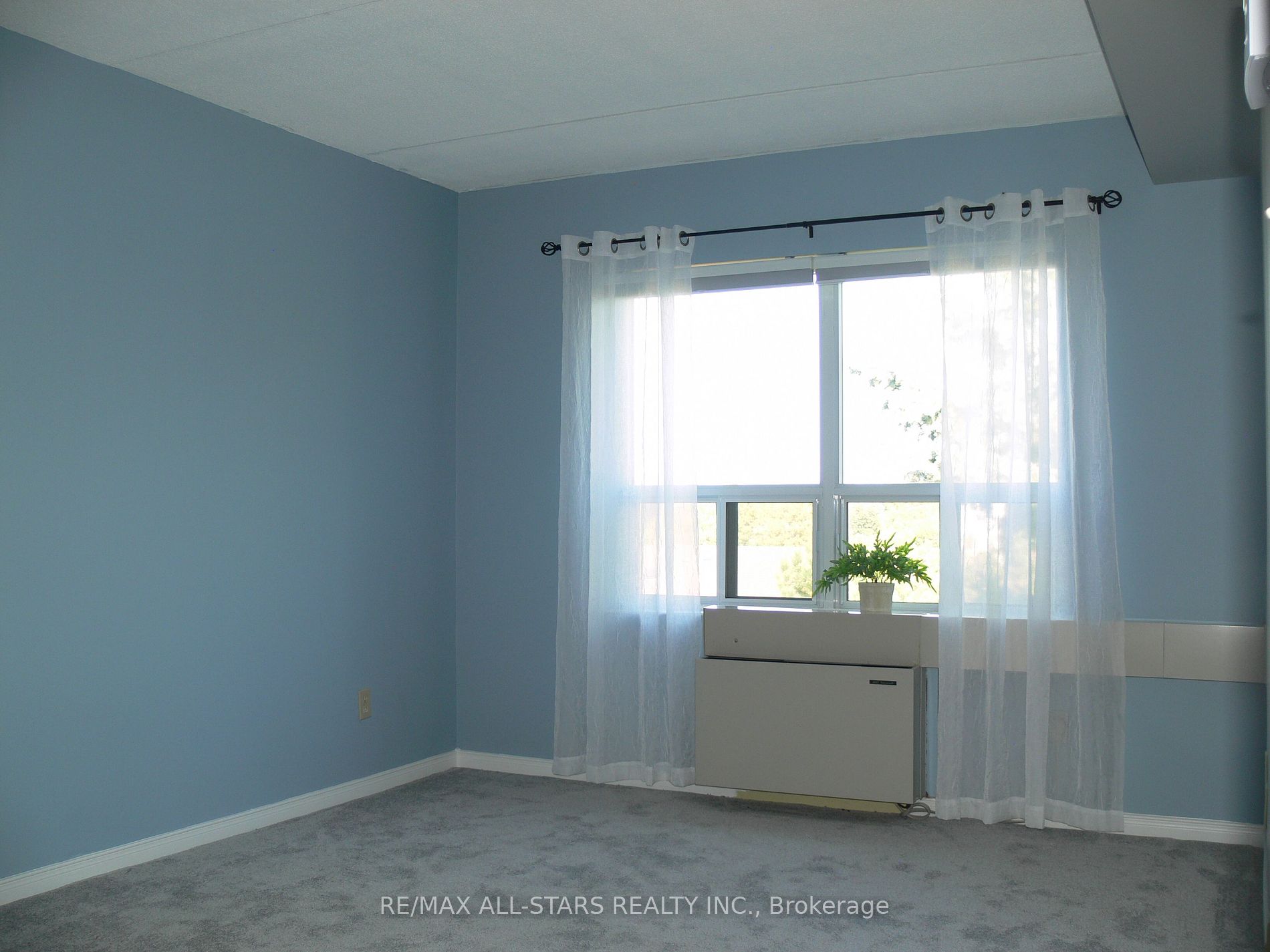 54 Fittons Rd W, #506
