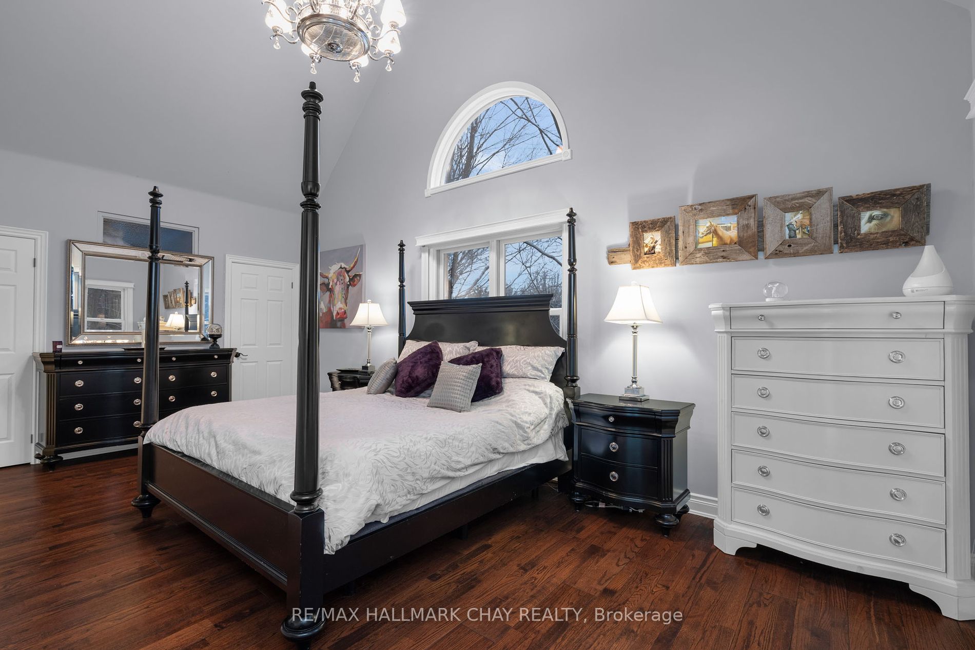 9 Bridle Path