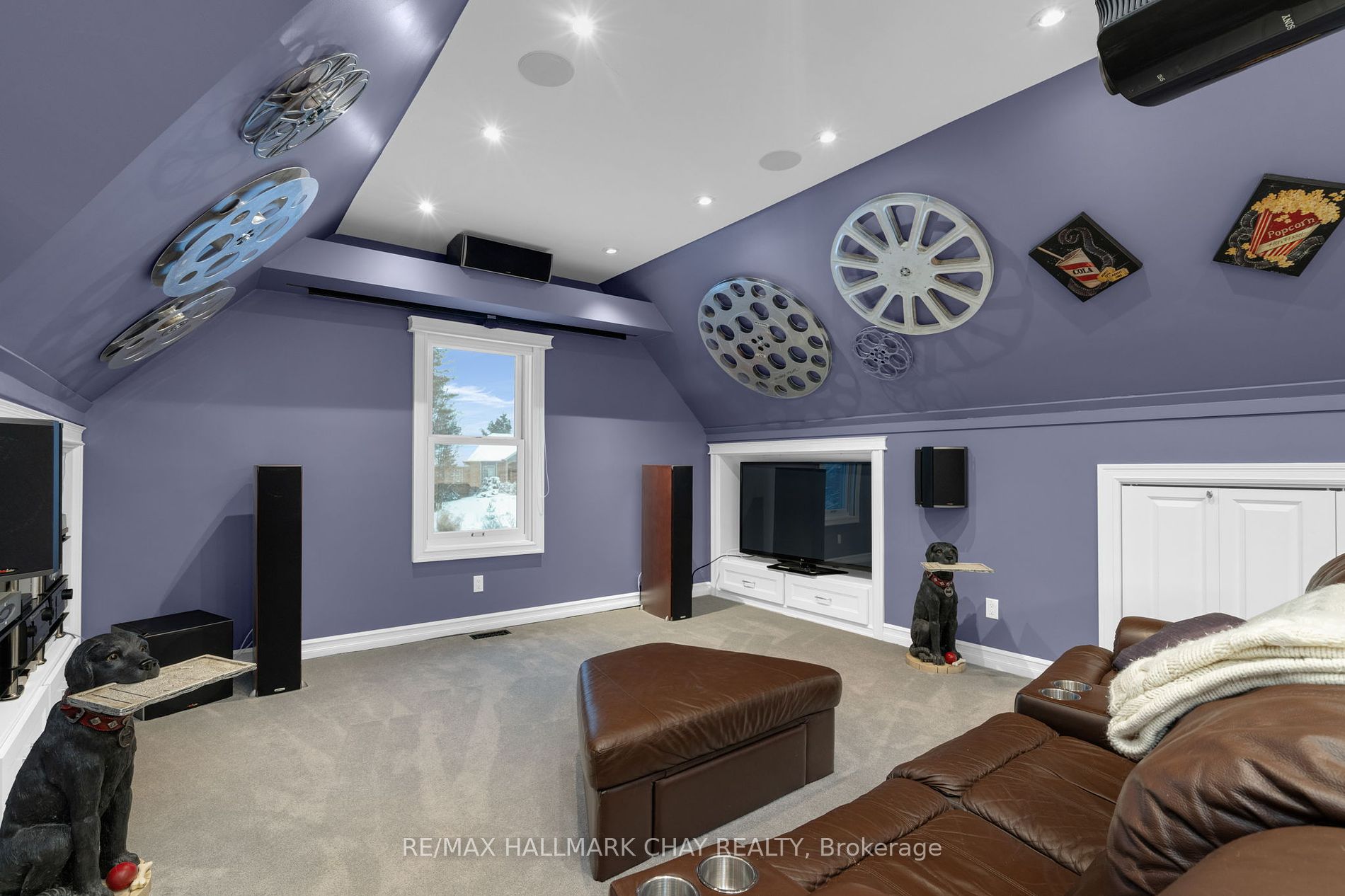 9 Bridle Path