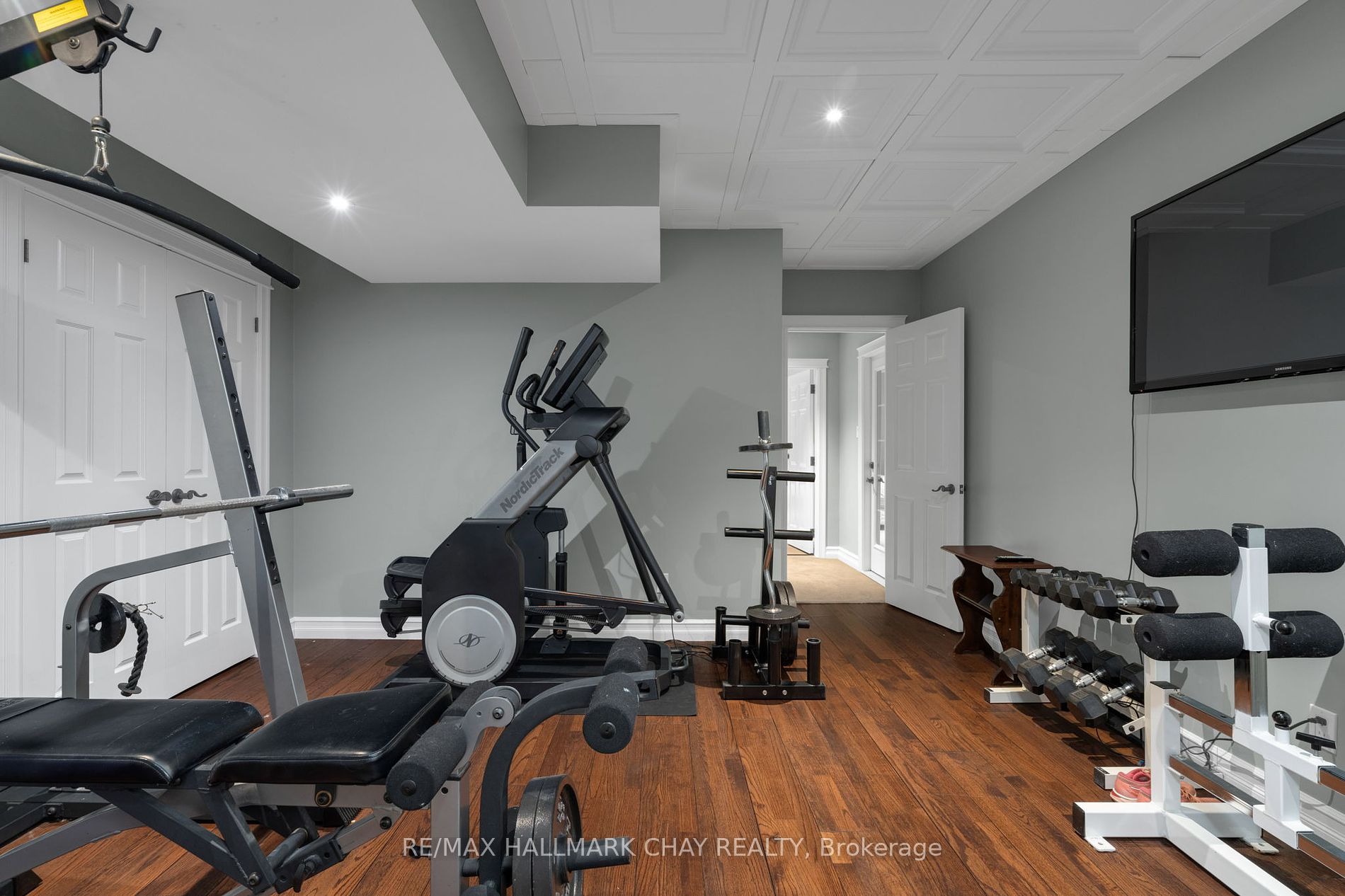 9 Bridle Path