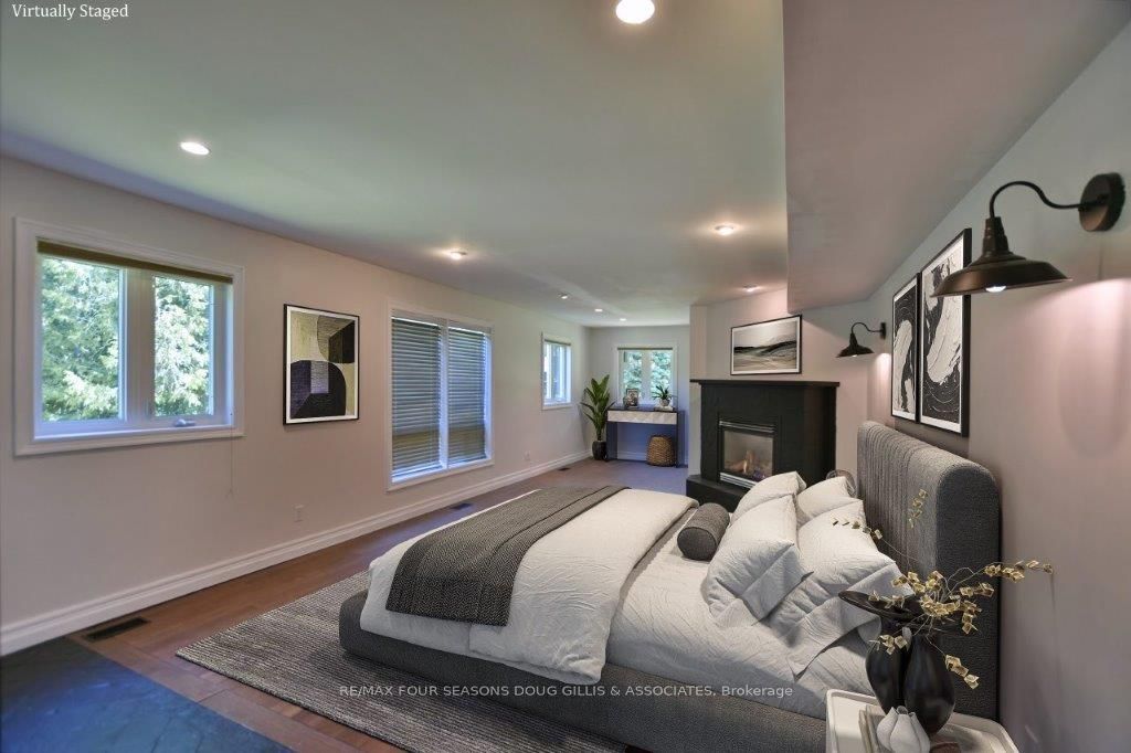 20 Forest Dr