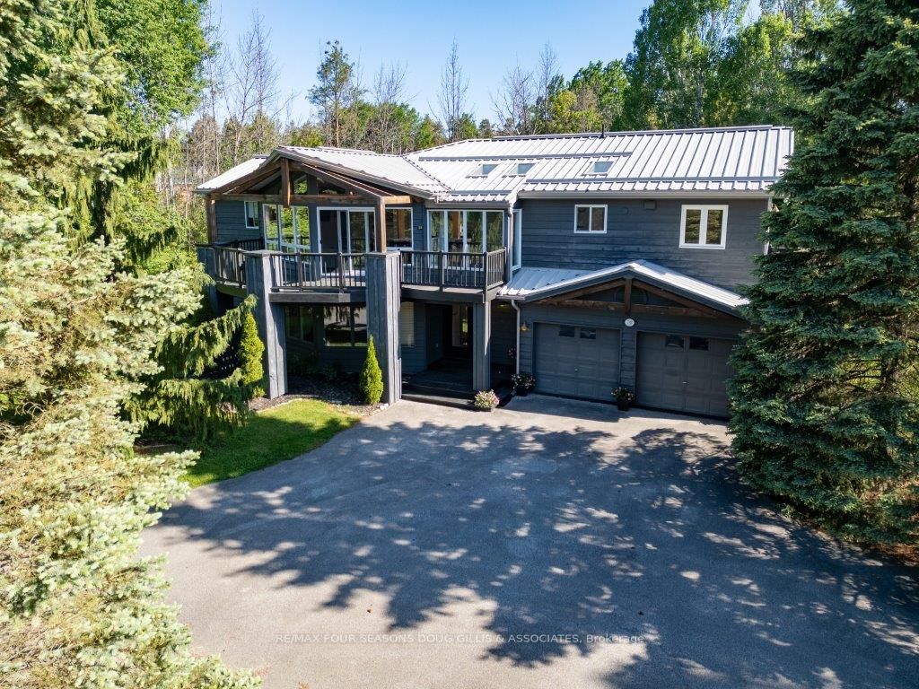 20 Forest Dr
