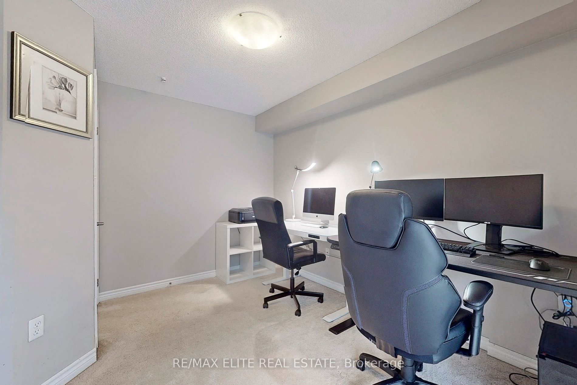 57 Ferndale Dr S, #9