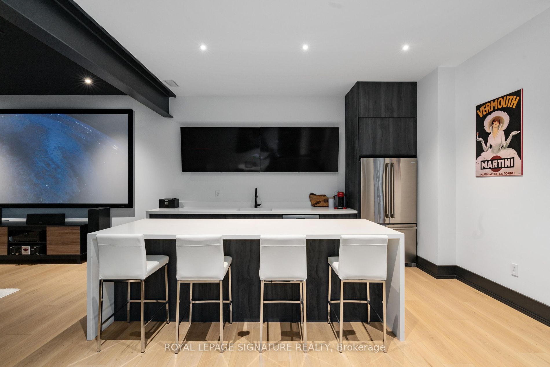 4 Raintree Court