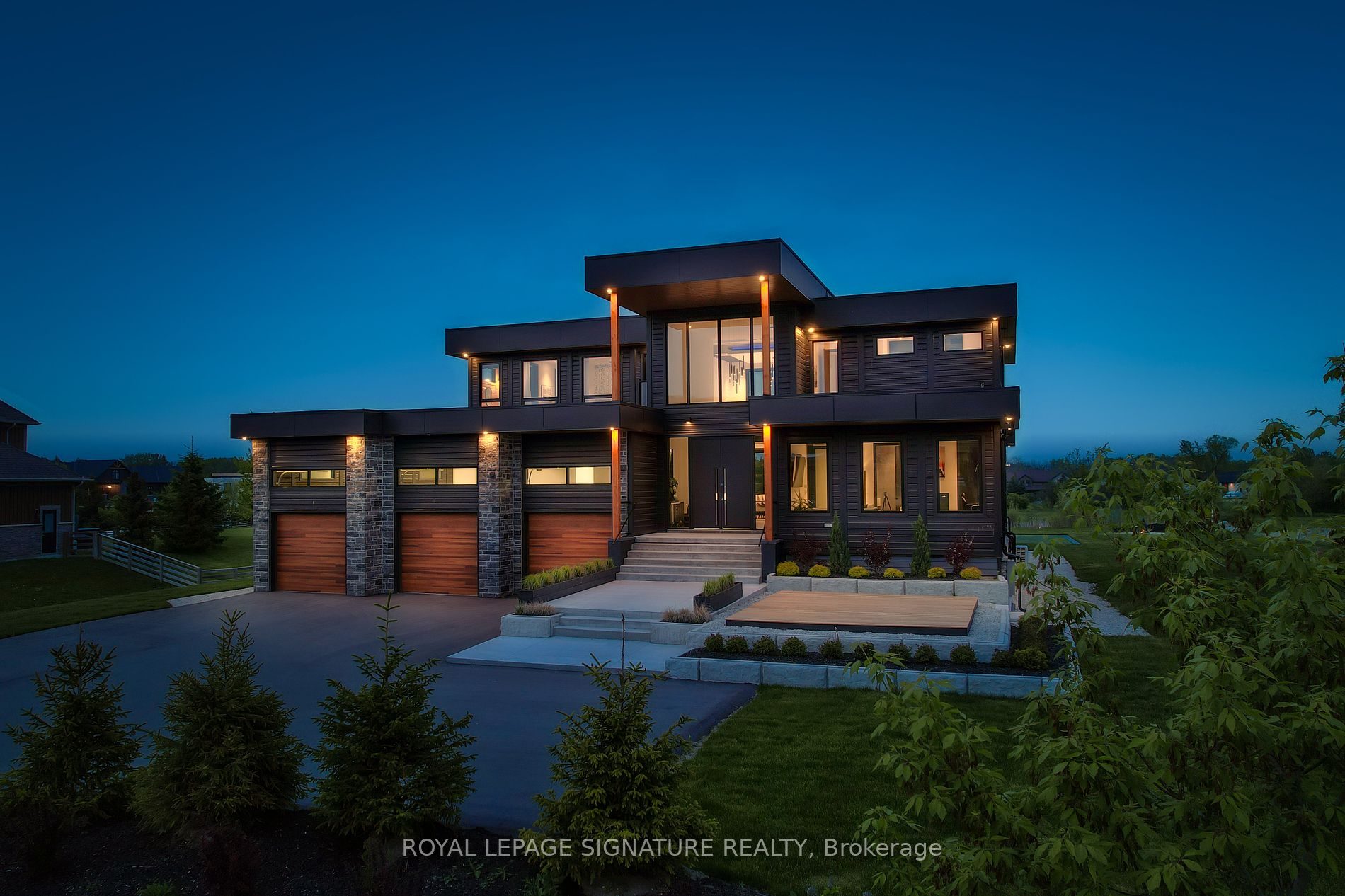 4 Raintree Court