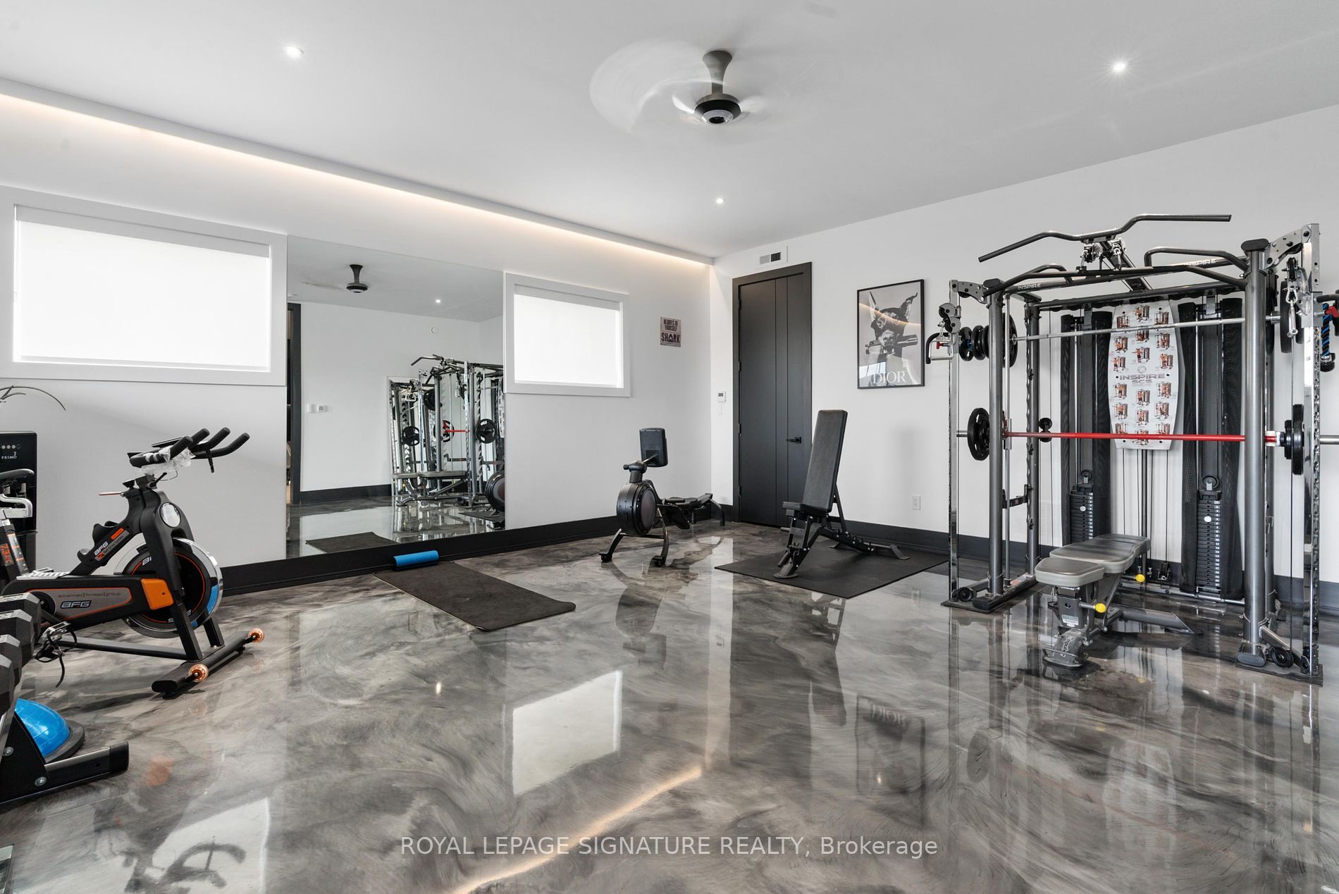 4 Raintree Court