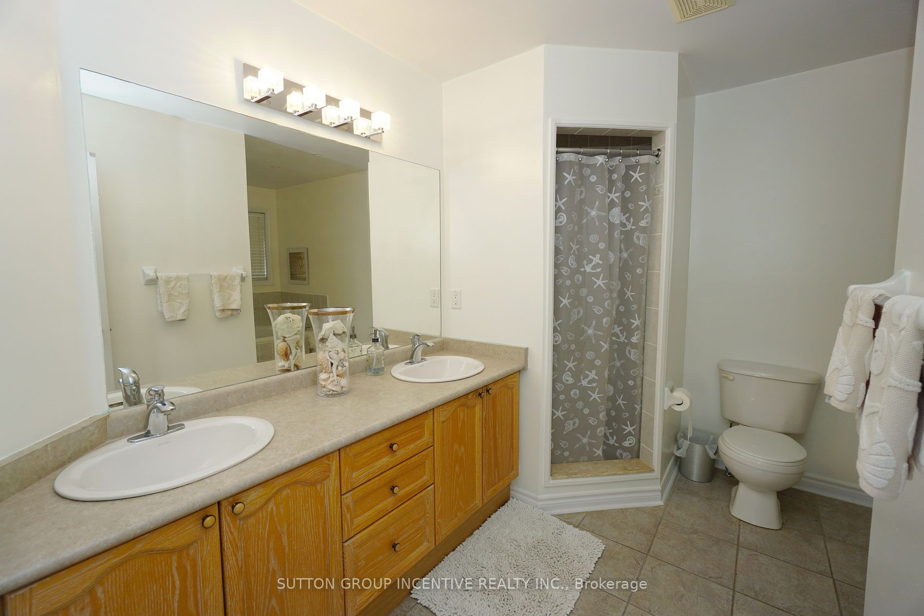 23 Sovereign's Gate