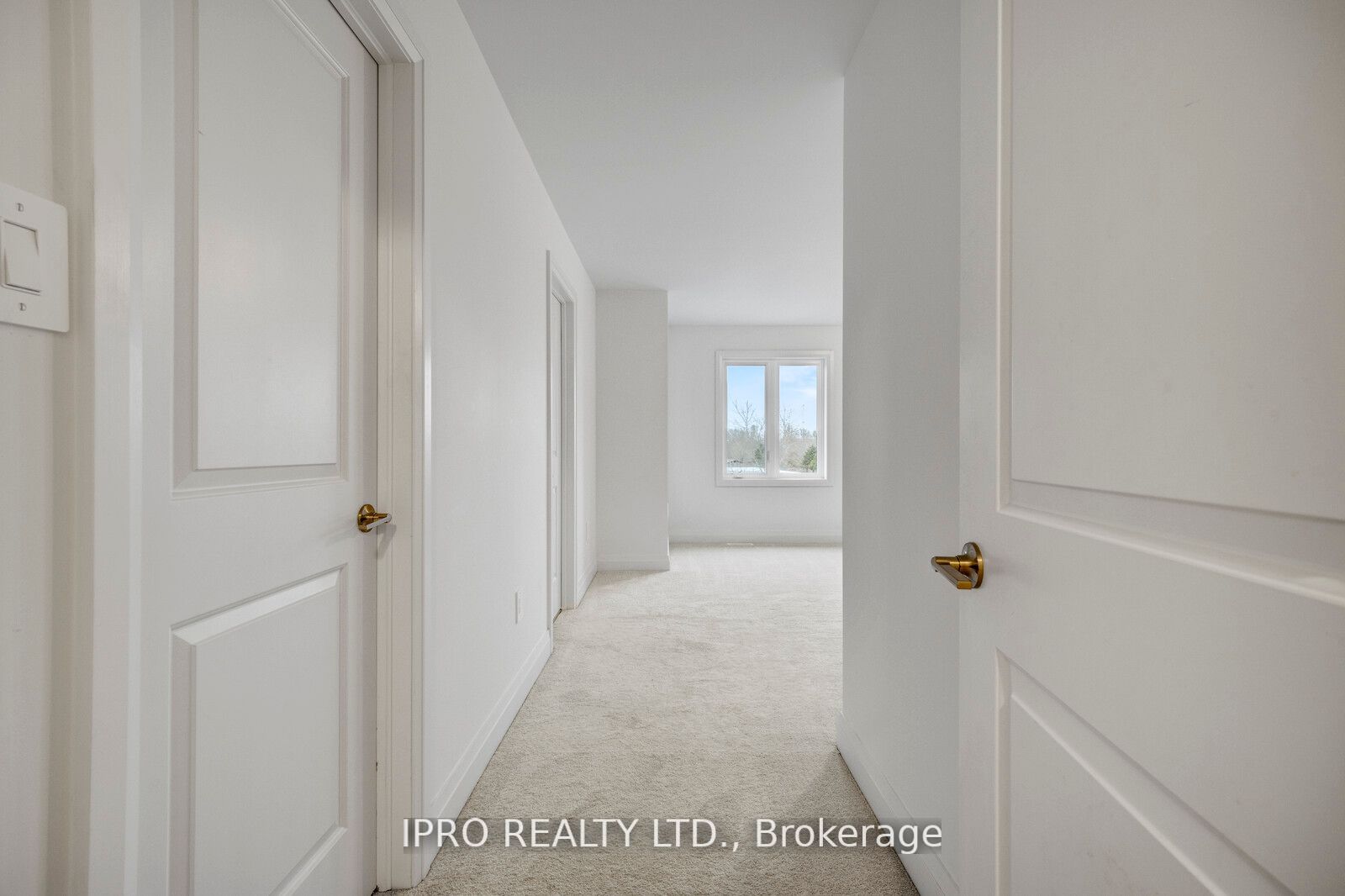 76 Ritchie Cres