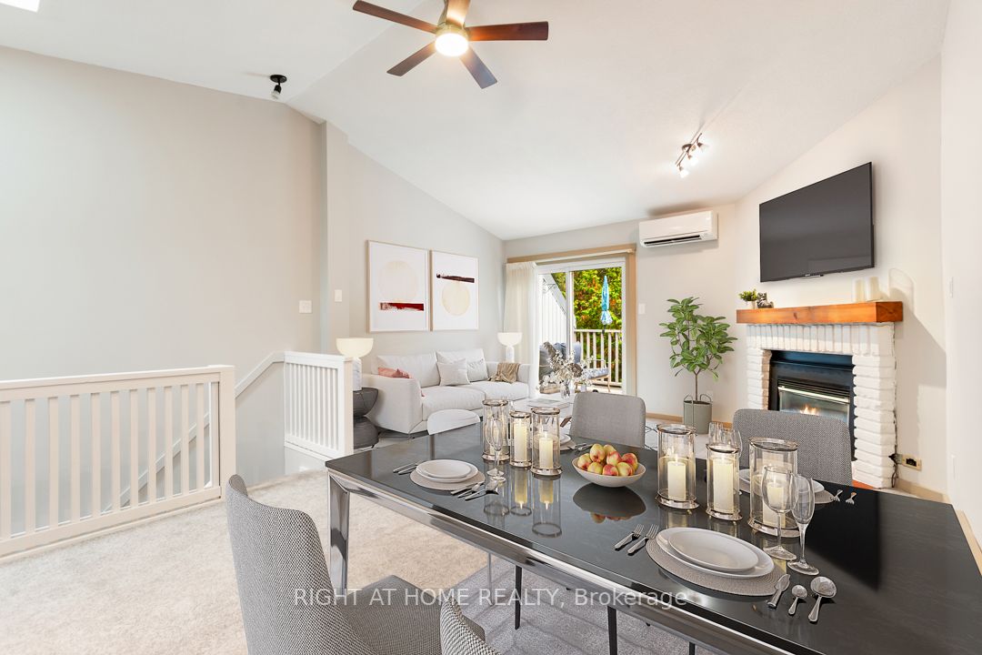12 Dawson Dr, #403