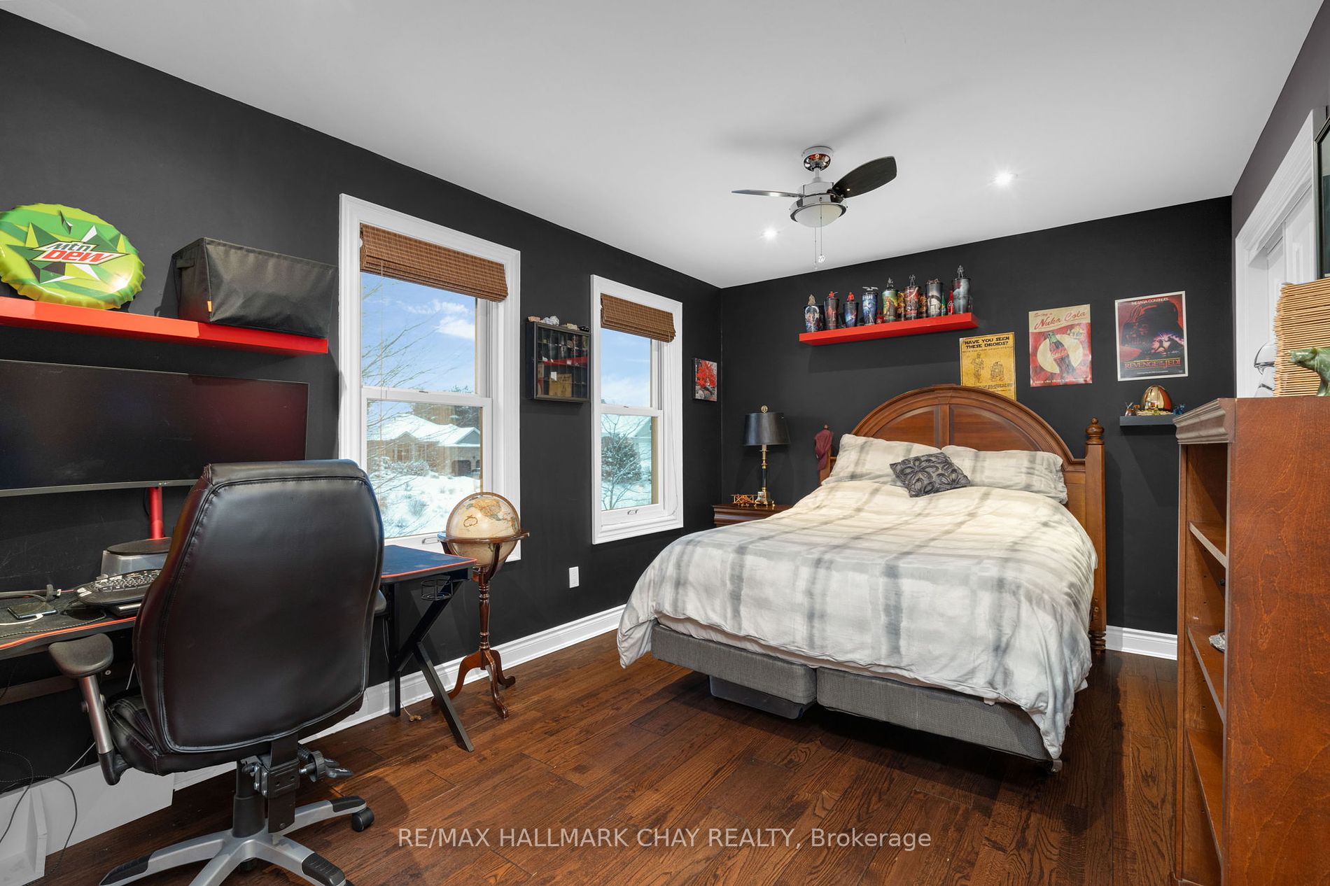 9 Bridle Path