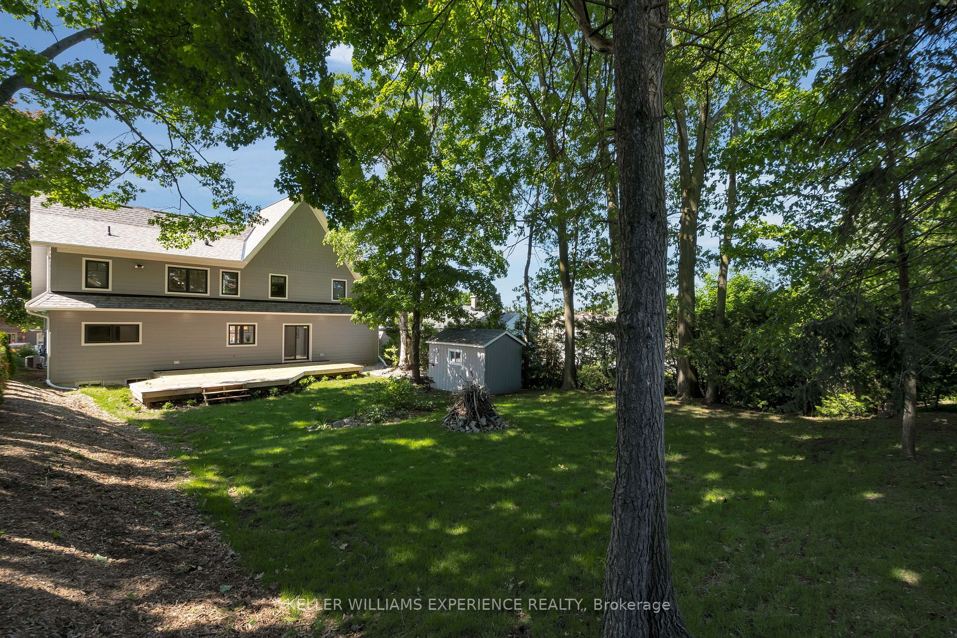 98 Shanty Bay Road