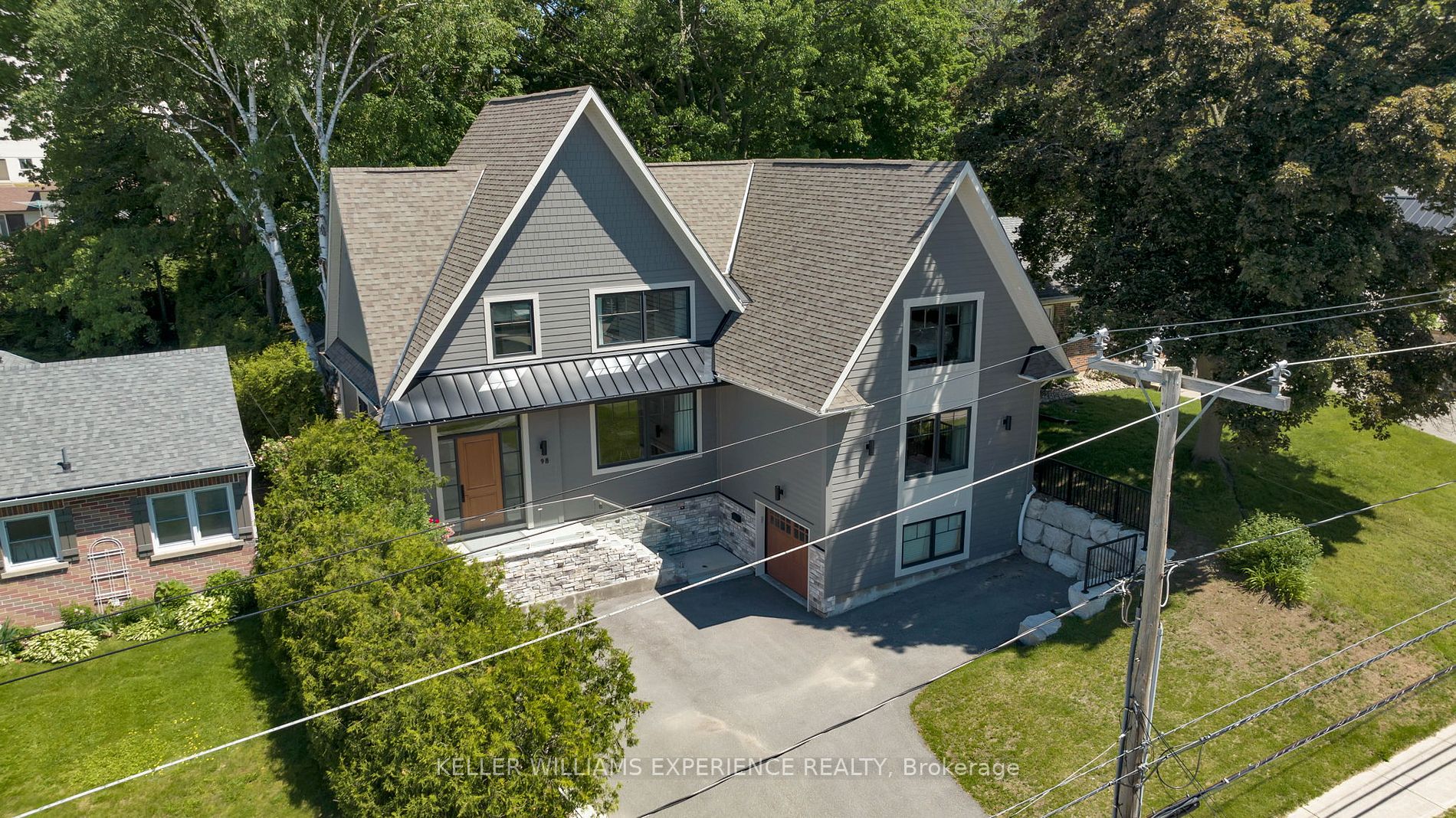 98 Shanty Bay Road