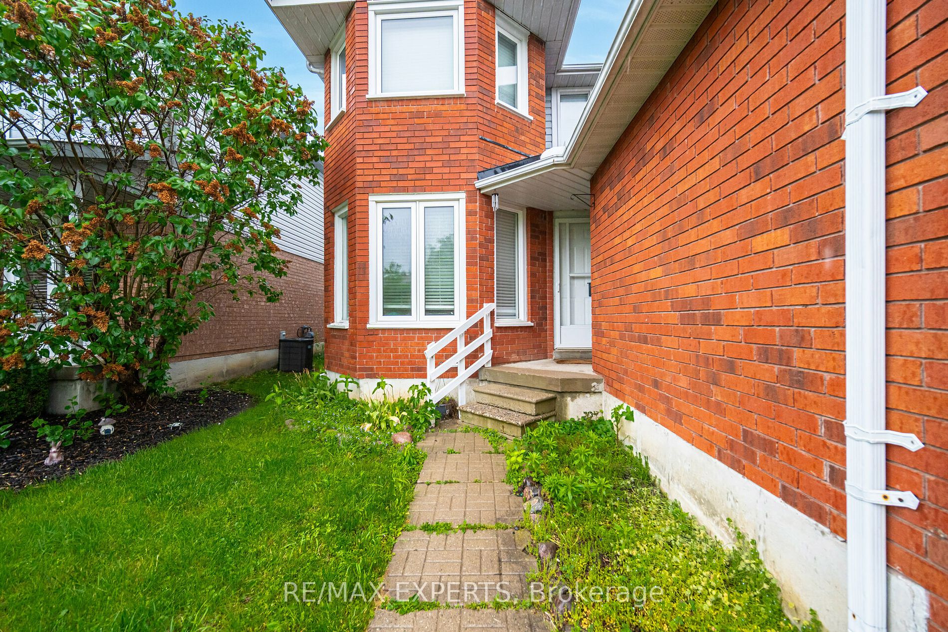 42 Quance Street
