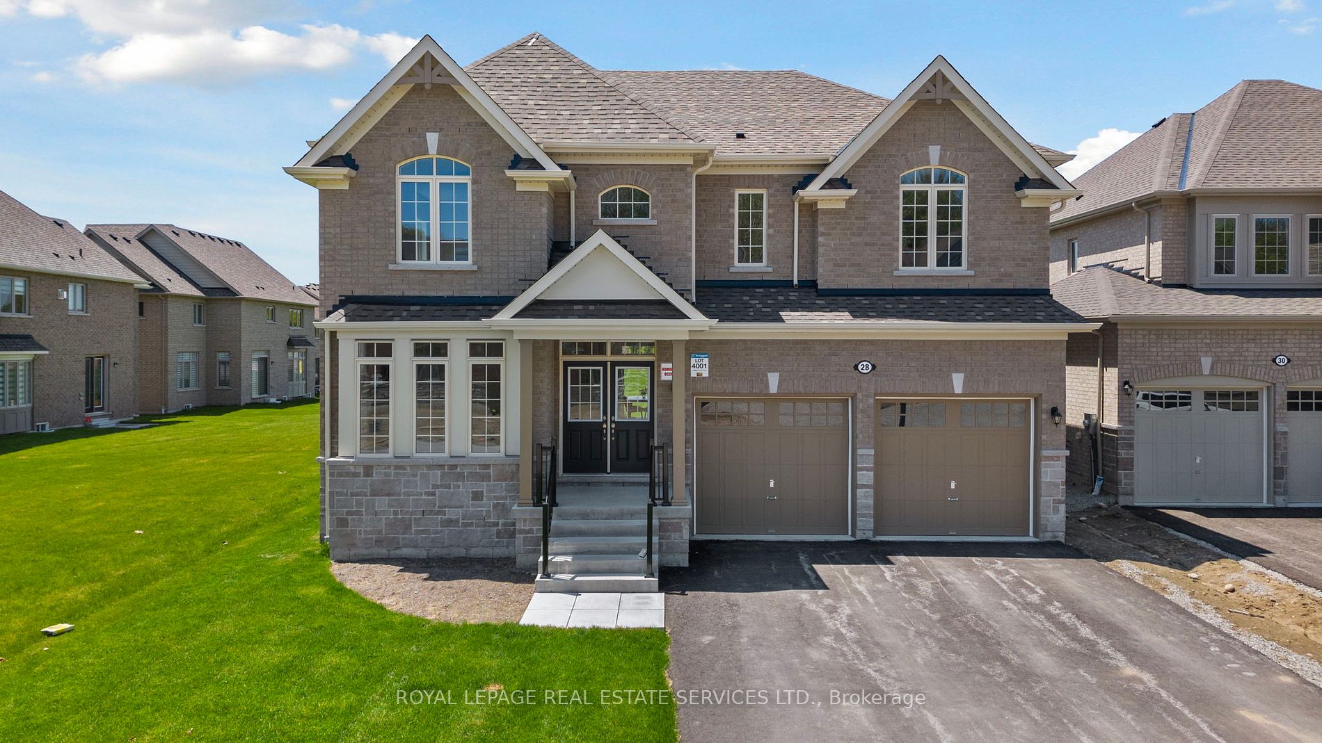28 Thompson Way