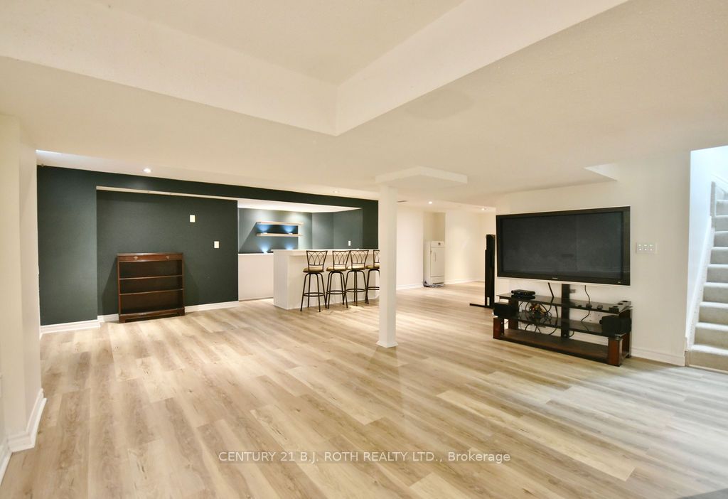 58 Brushwood Cres