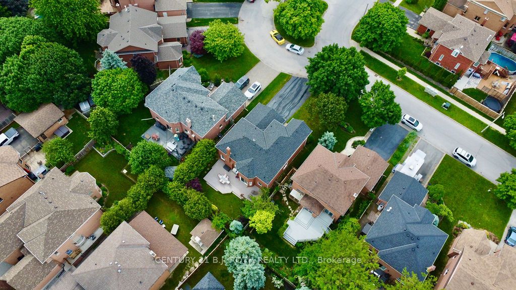 58 Brushwood Cres