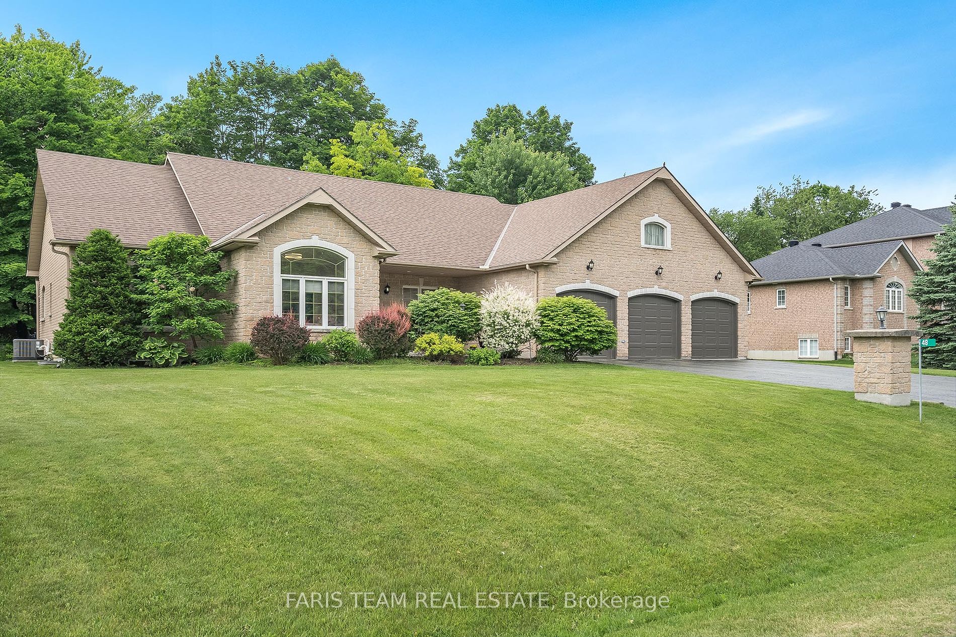 48 Glenhuron Drive