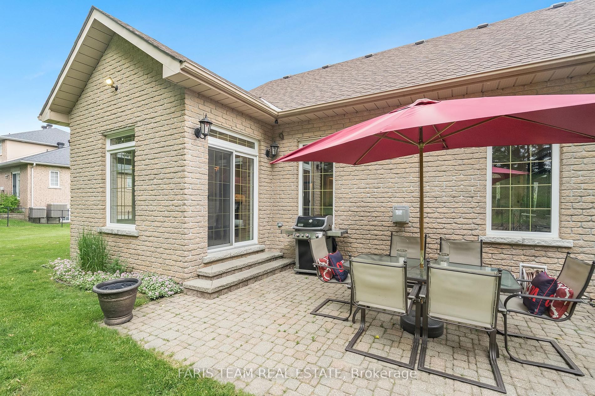 48 Glenhuron Drive