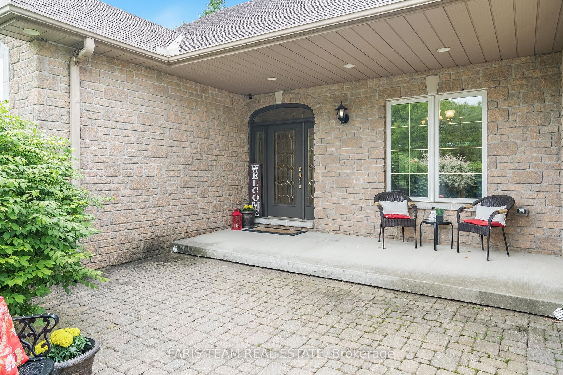 48 Glenhuron Drive