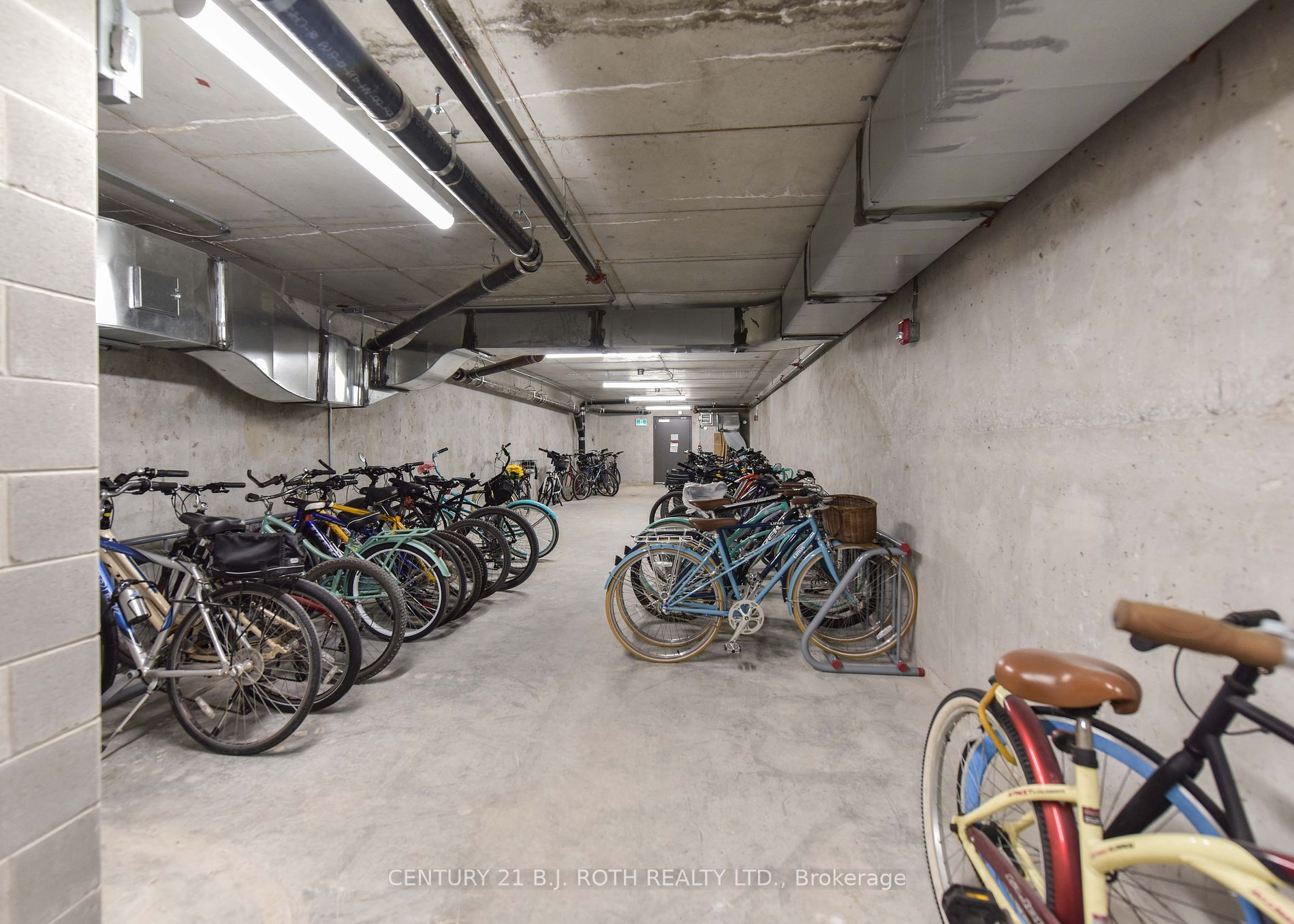 21 Matchedash St S, #209