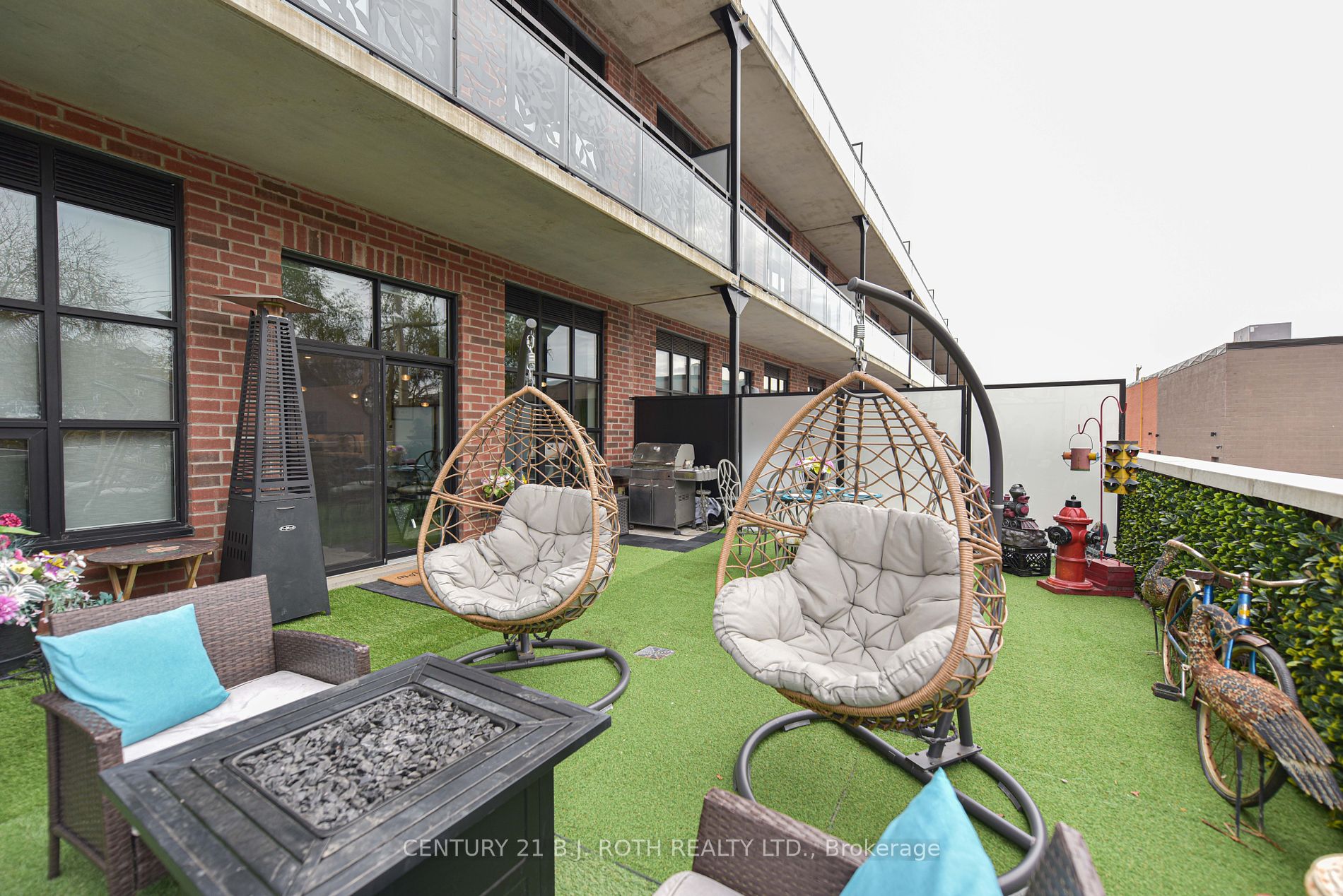 21 Matchedash St S, #209