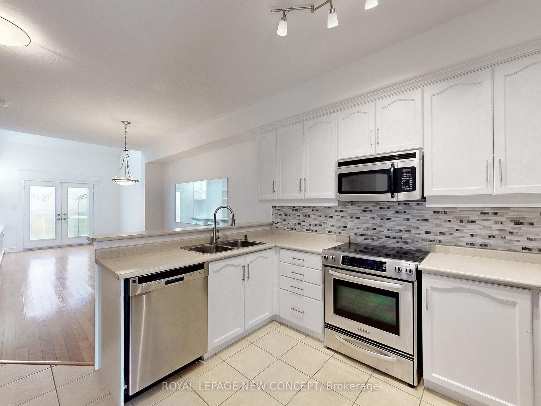 125 Huronia Road #11