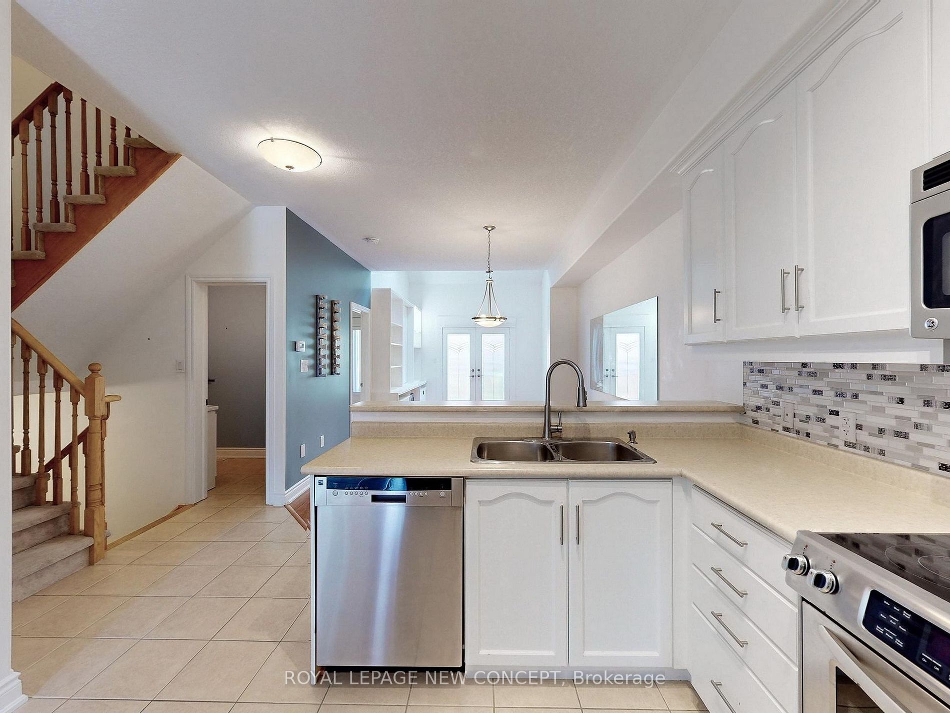 125 Huronia Road #11