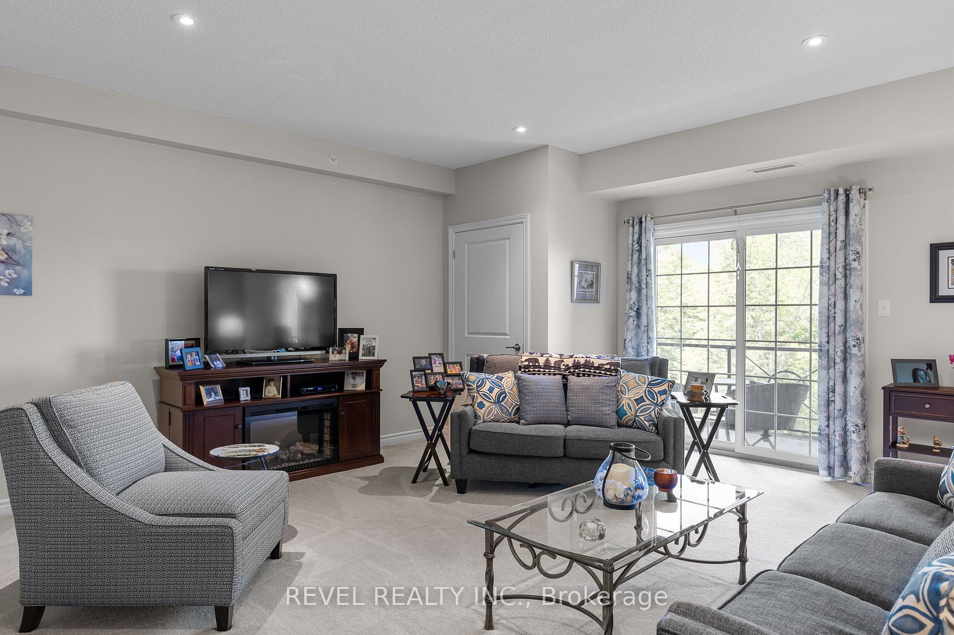 5 Greenwich Street #212
