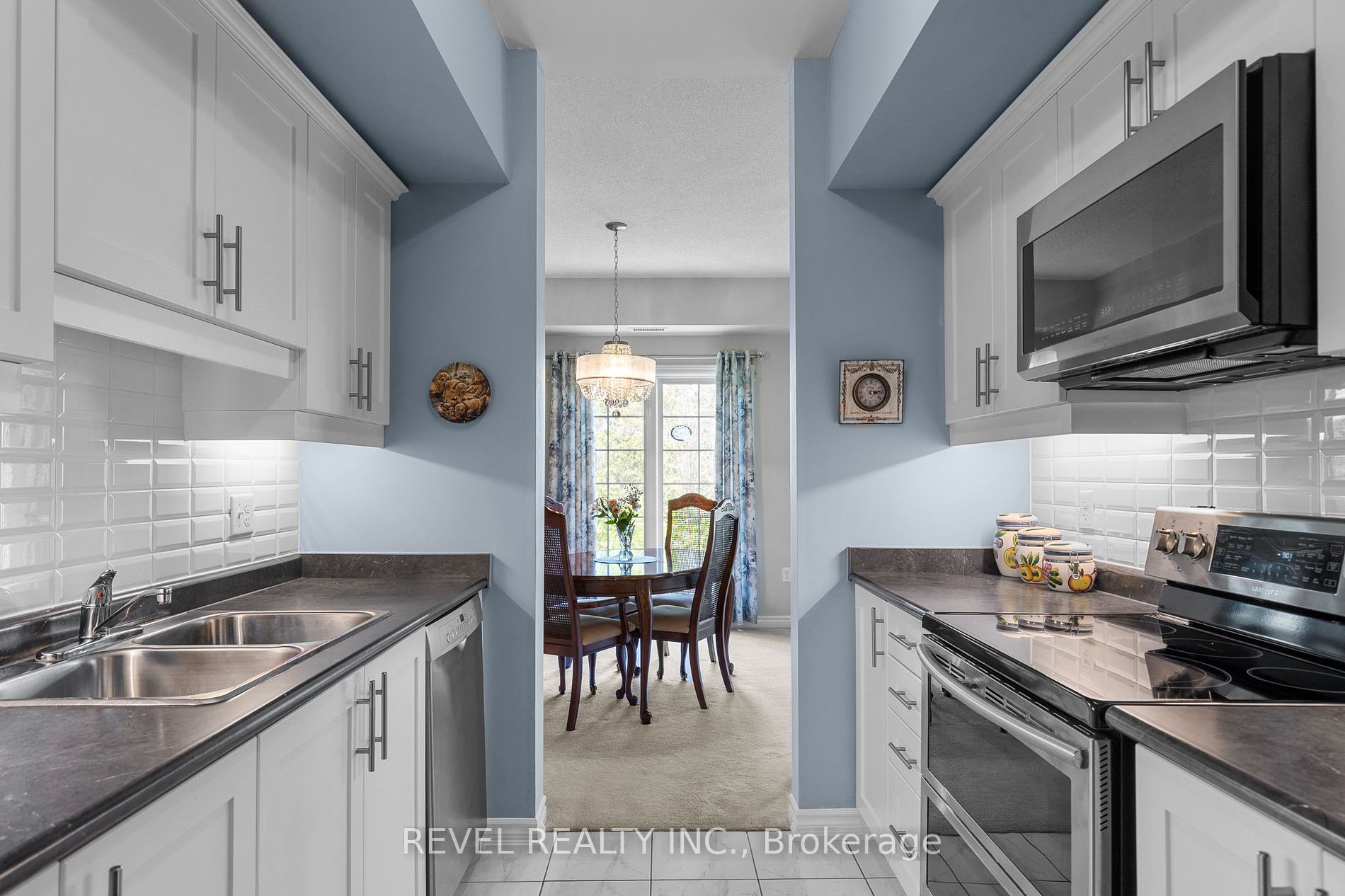 5 Greenwich Street #212