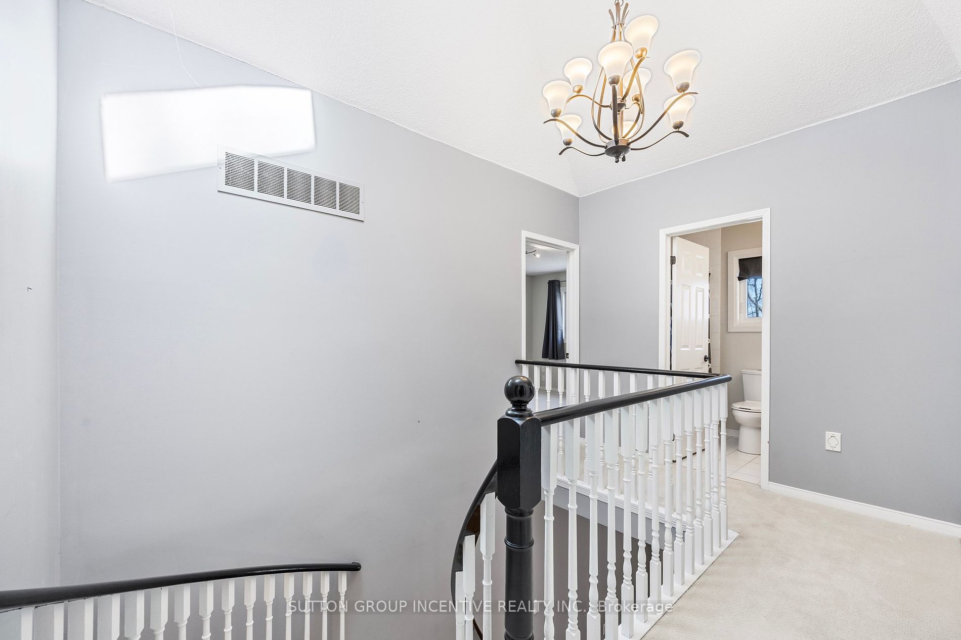 33 Glen Oak Crt