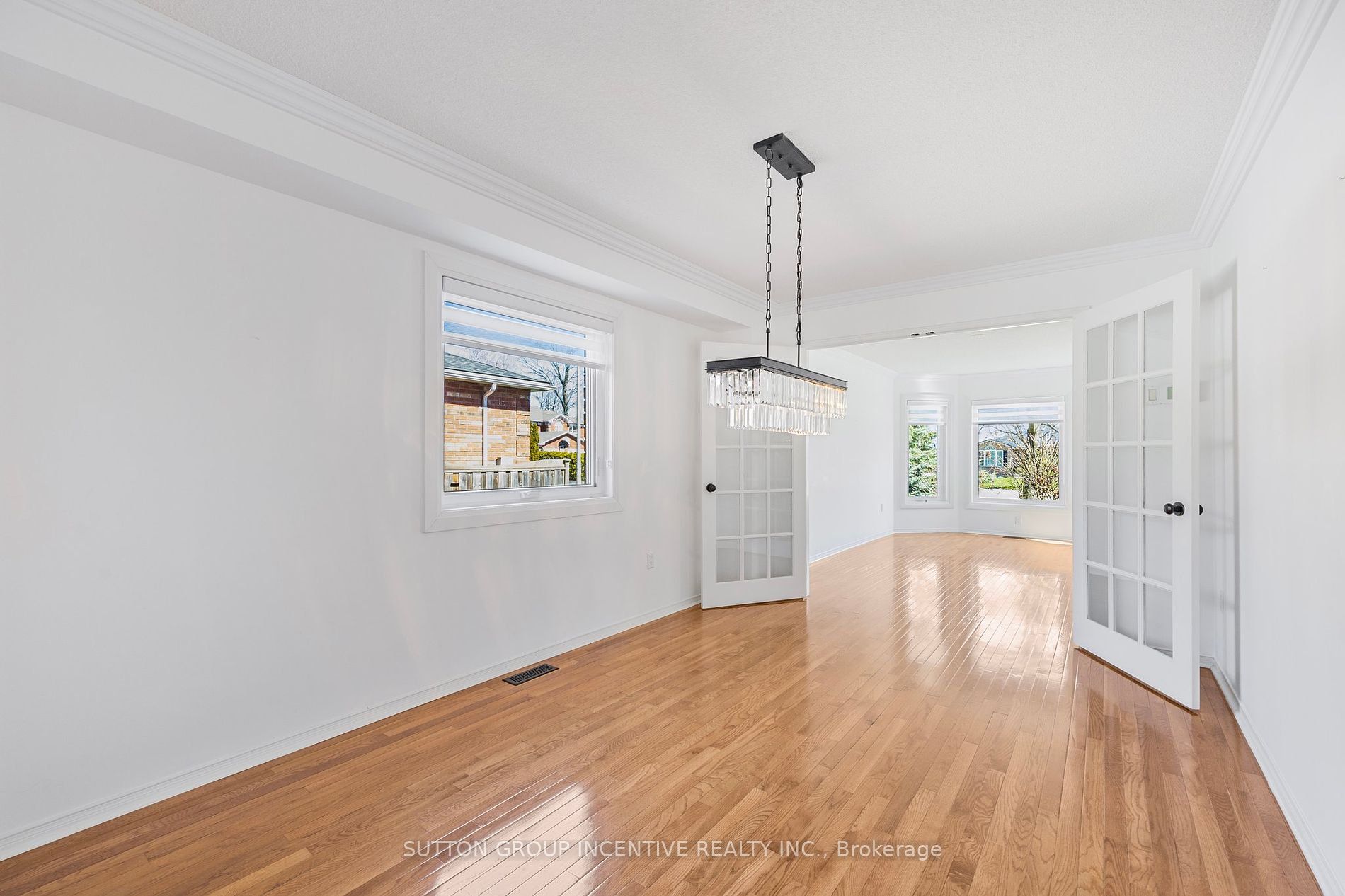 33 Glen Oak Crt