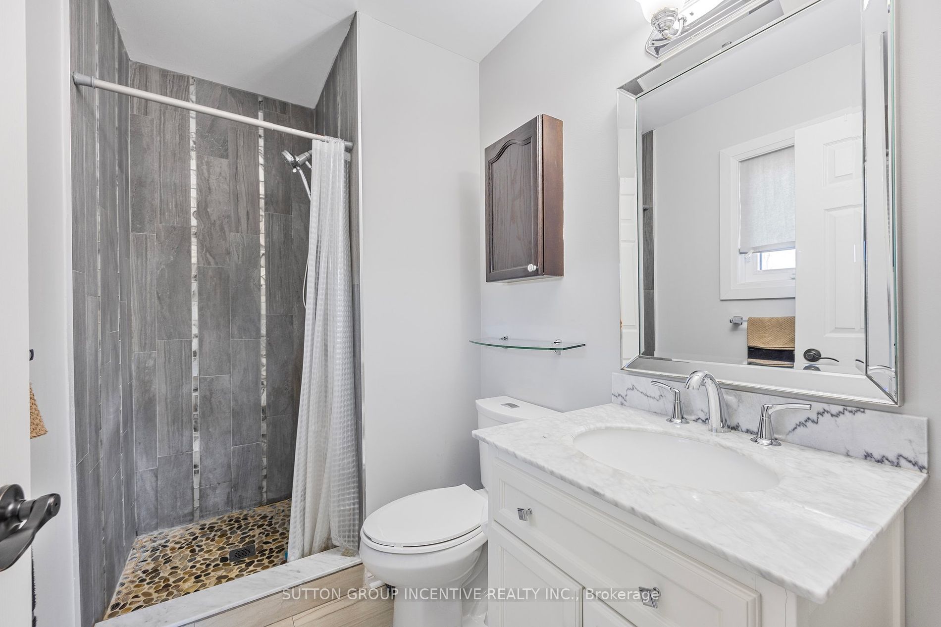 33 Glen Oak Crt