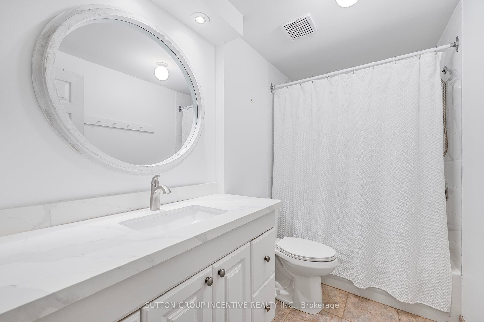 33 Glen Oak Crt