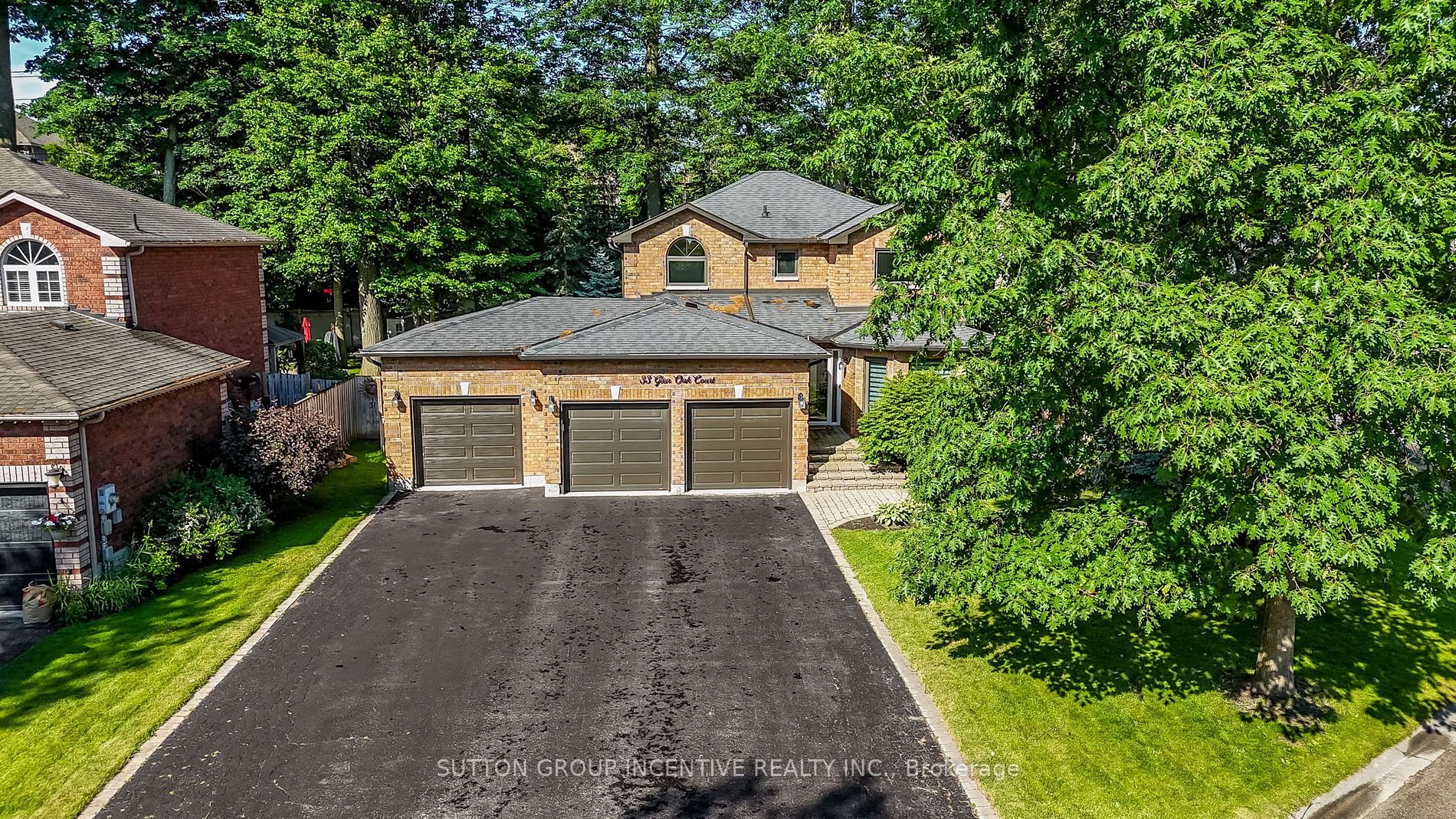 33 Glen Oak Crt