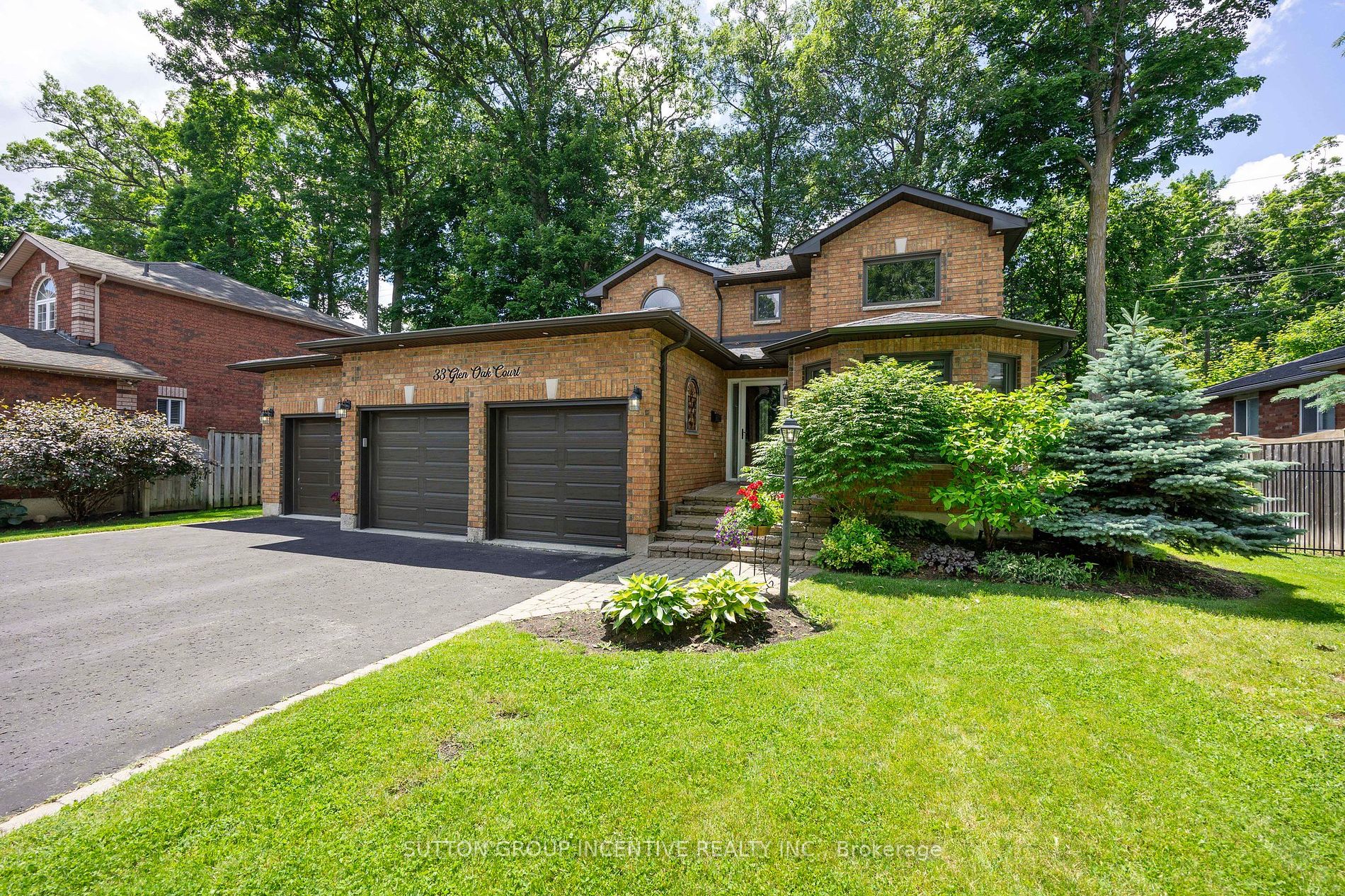 33 Glen Oak Crt