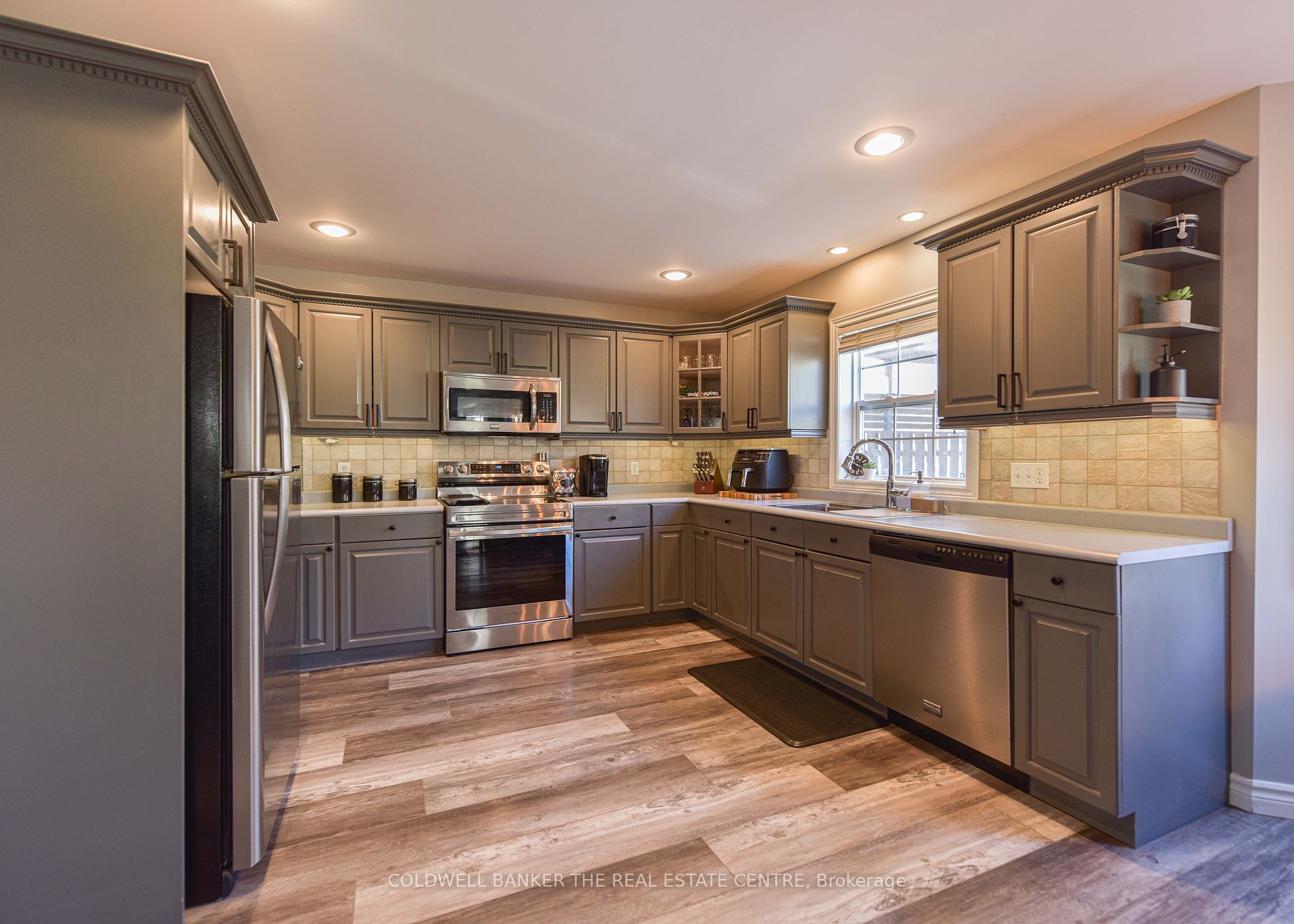 4254 Forest Wood Drive