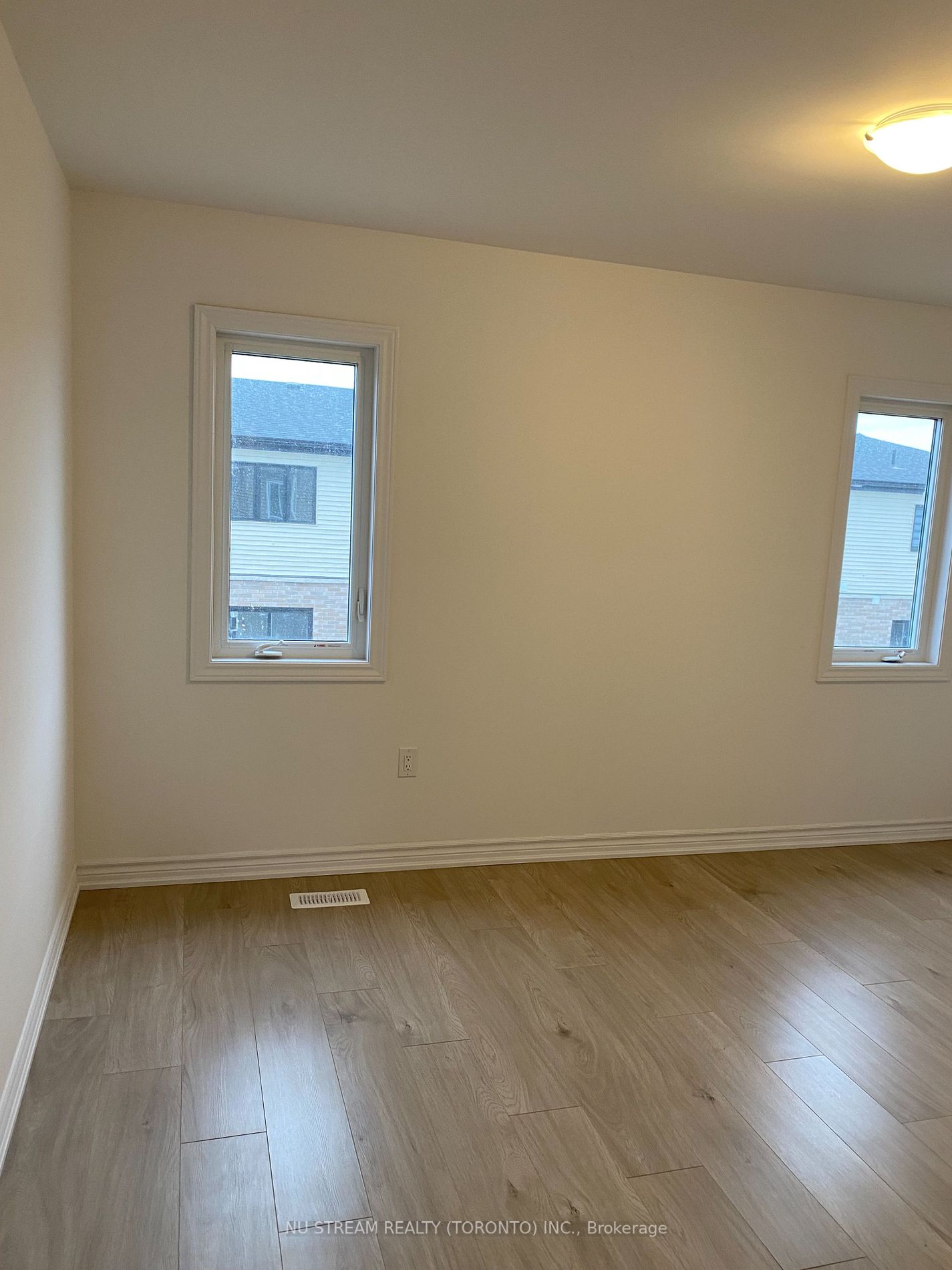 19 Pumpkin Corner Crescent