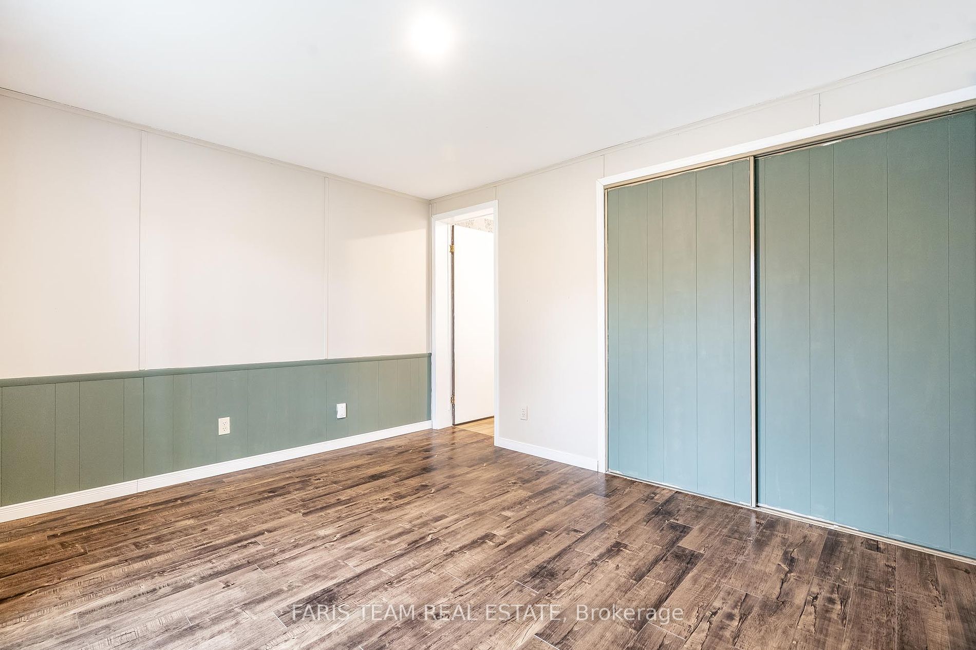 3 Murray Drive