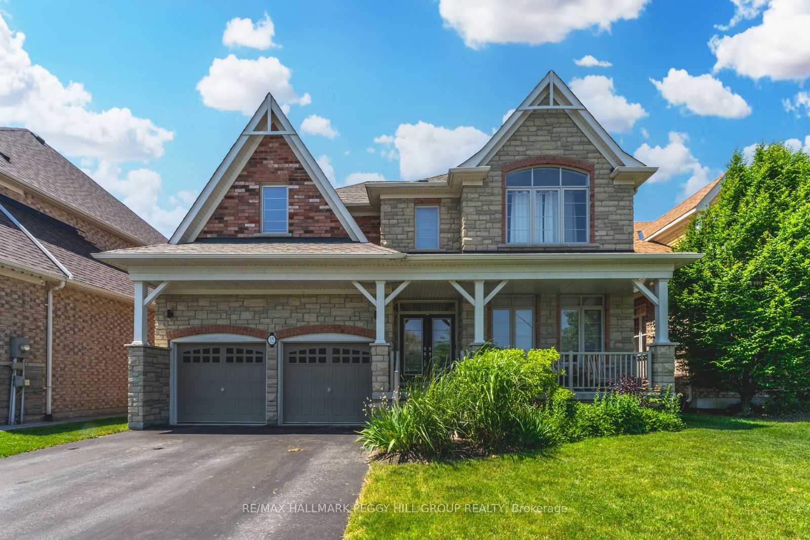 35 Royal Park Blvd