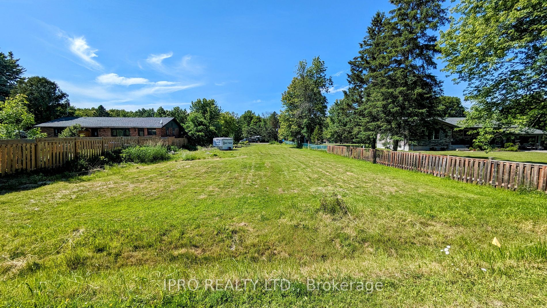 3356 Flos Four Rd W
