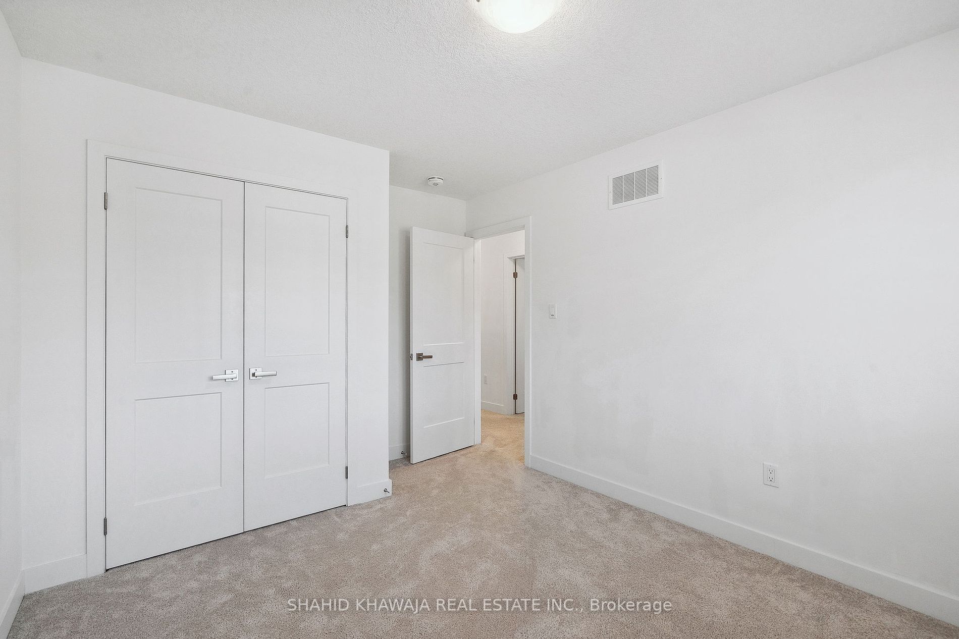 123 Plewes Dr