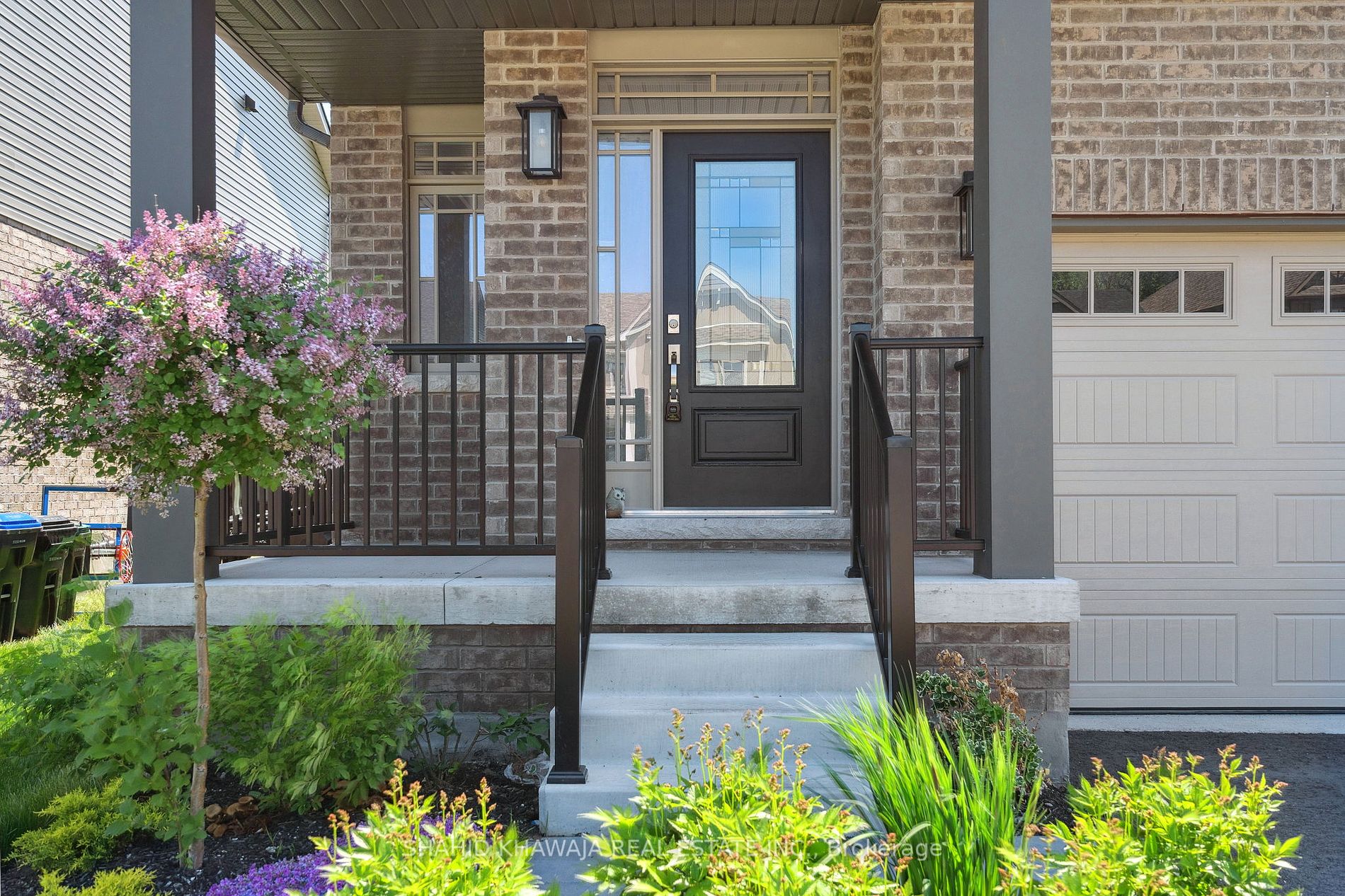123 Plewes Dr