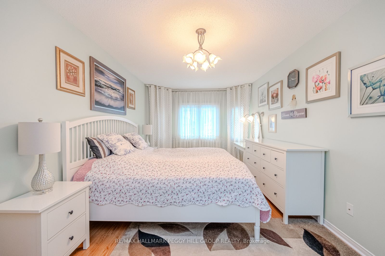 22 Macmillan Cres