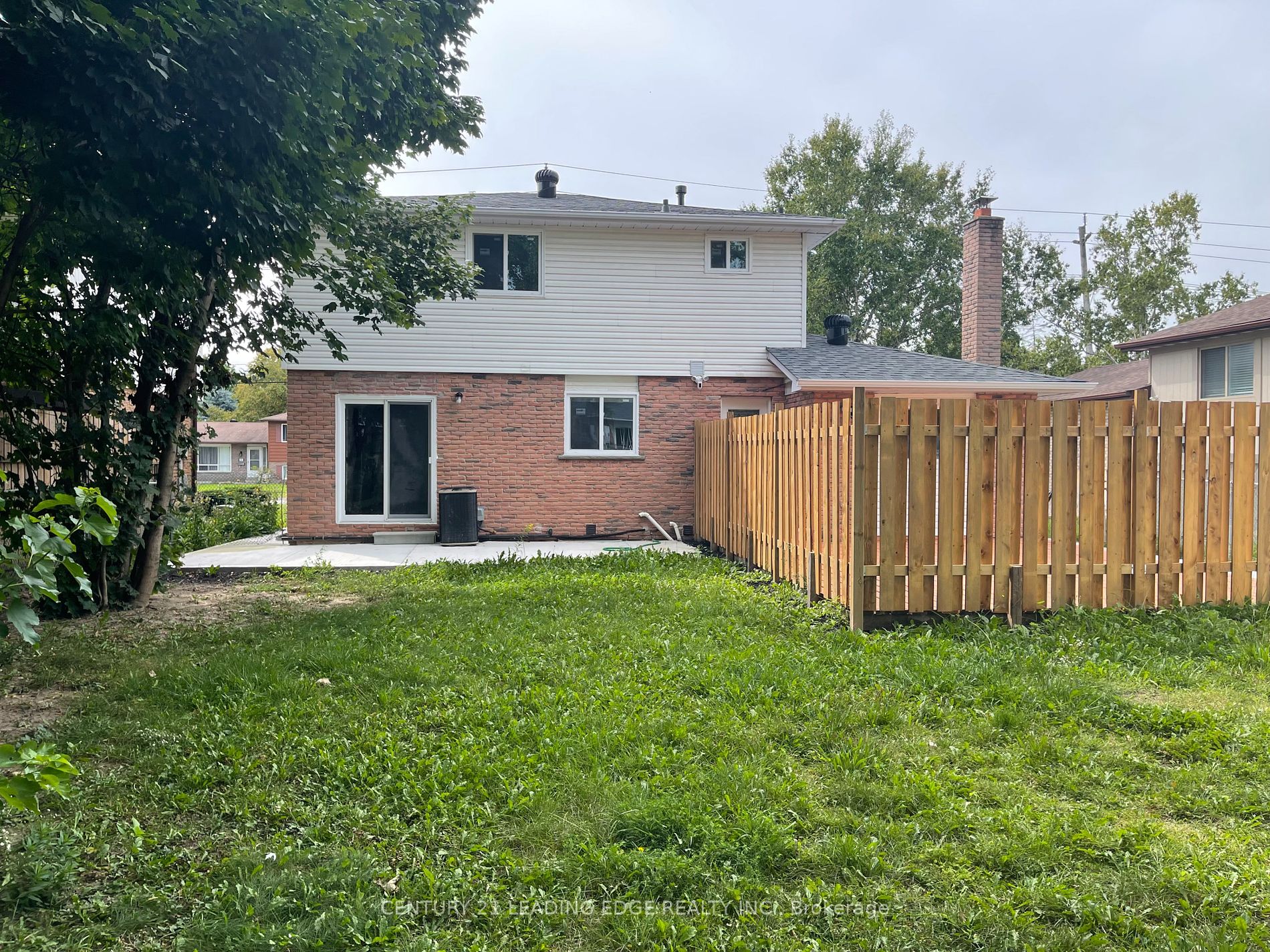 314 Grove Street E #Lower