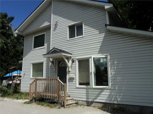 136 Barrie Rd